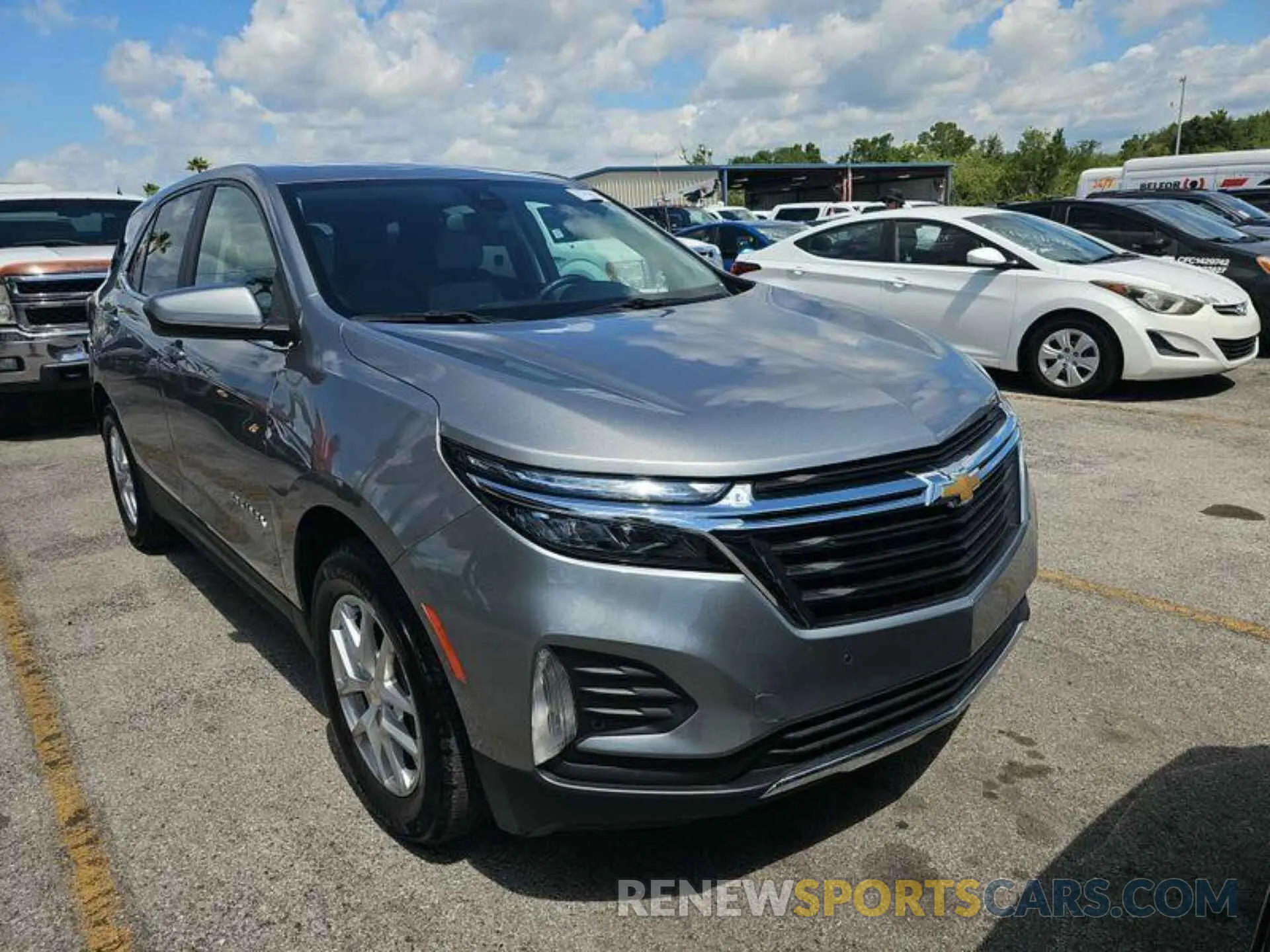 8 Photograph of a damaged car 3GNAXJEG6PL125780 CHEVROLET EQUINOX 2023