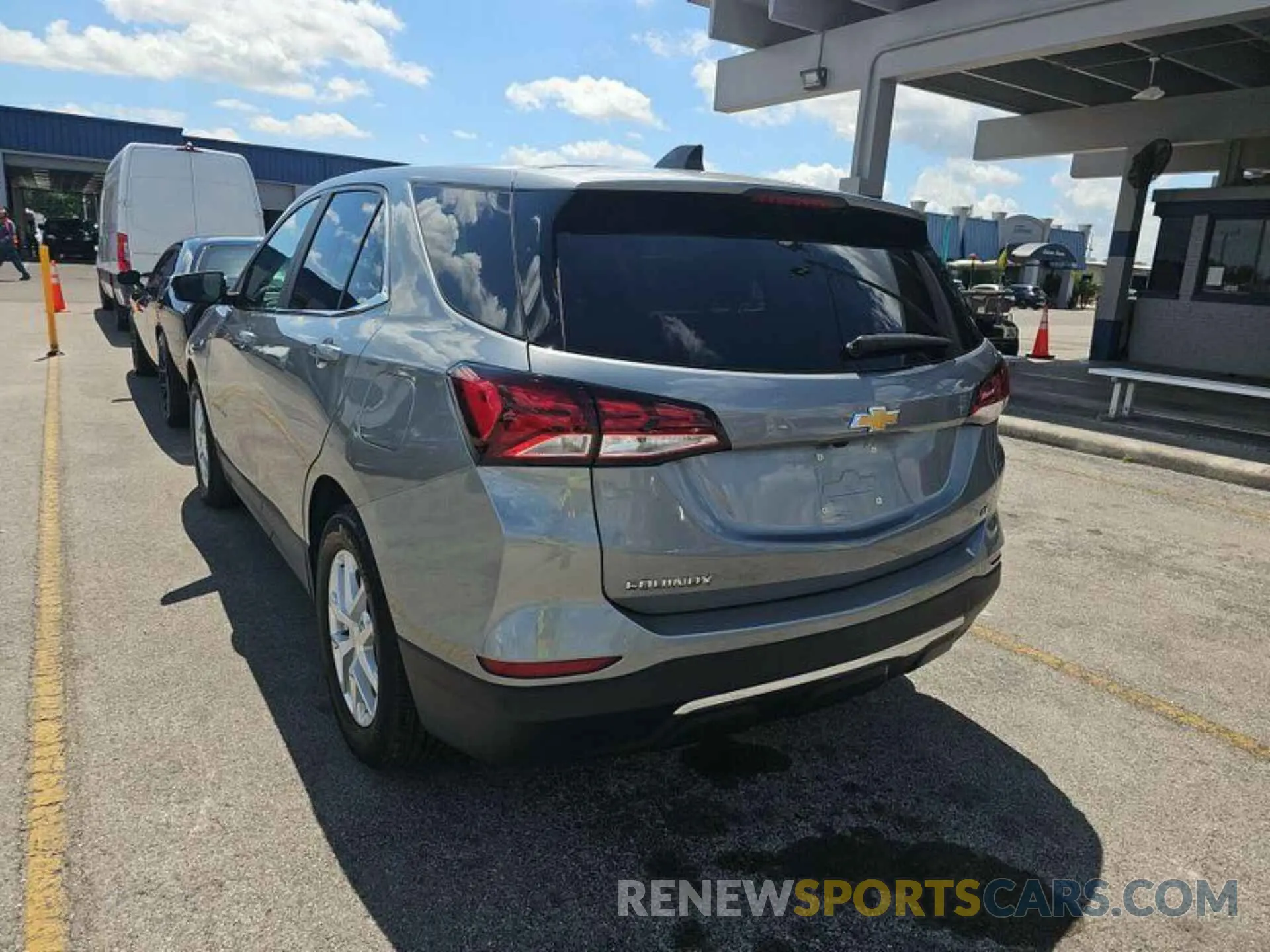 9 Photograph of a damaged car 3GNAXJEG6PL125780 CHEVROLET EQUINOX 2023