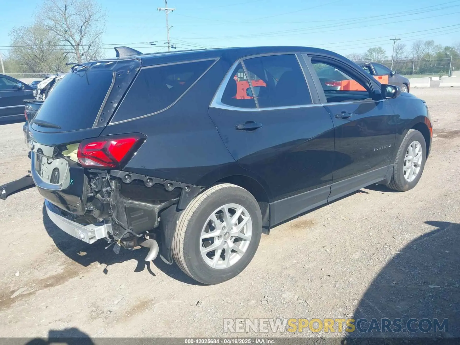 4 Photograph of a damaged car 3GNAXJEG6PL244929 CHEVROLET EQUINOX 2023