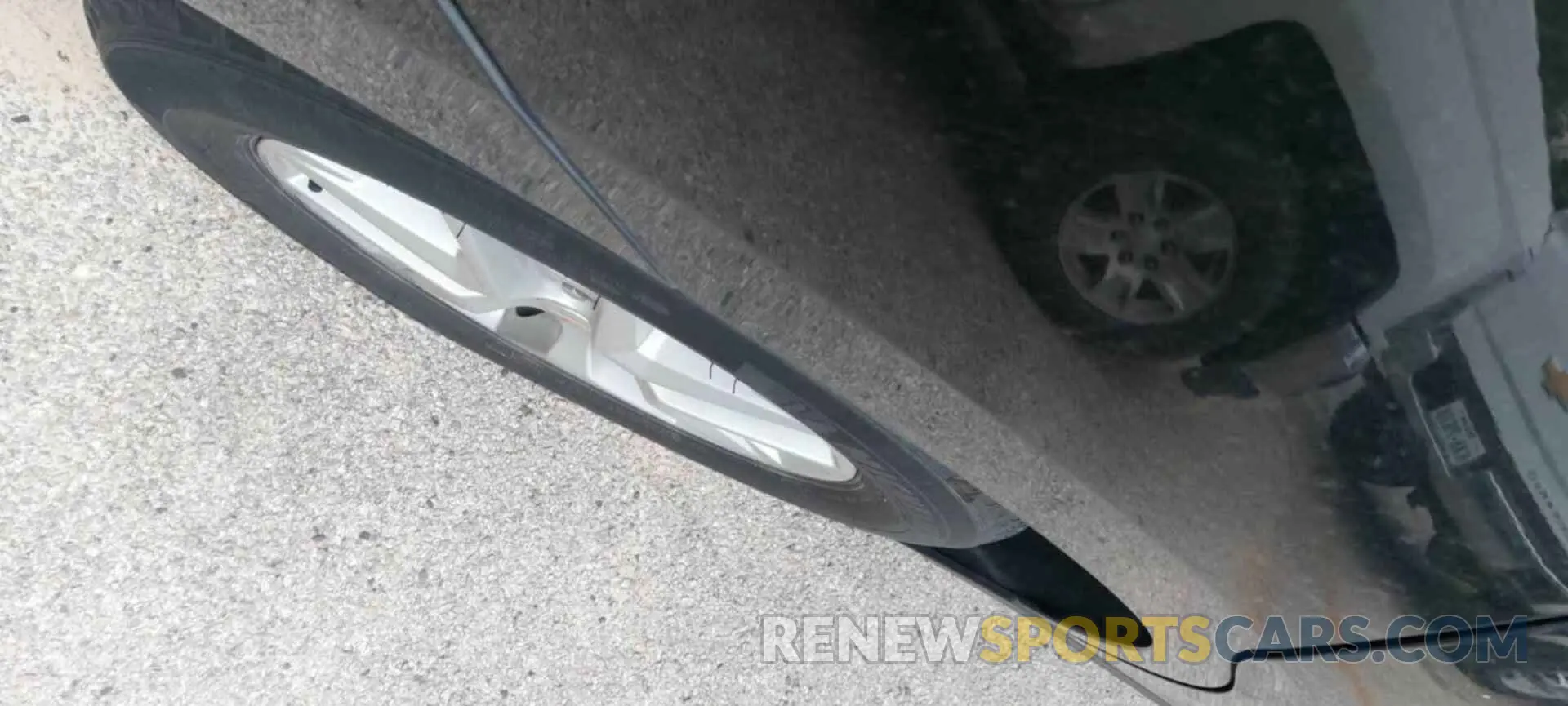 19 Photograph of a damaged car 3GNAXJEG6PL252691 CHEVROLET EQUINOX 2023