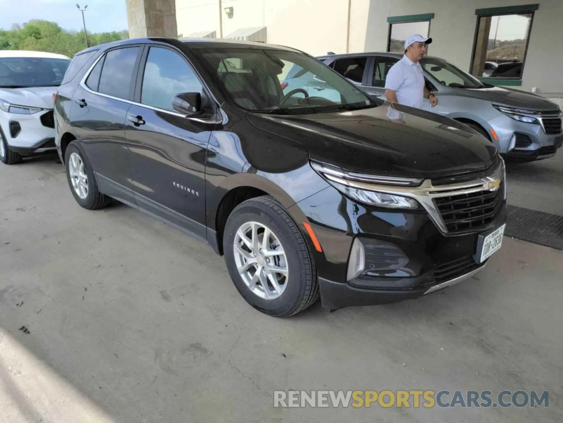 9 Photograph of a damaged car 3GNAXJEG6PL252691 CHEVROLET EQUINOX 2023