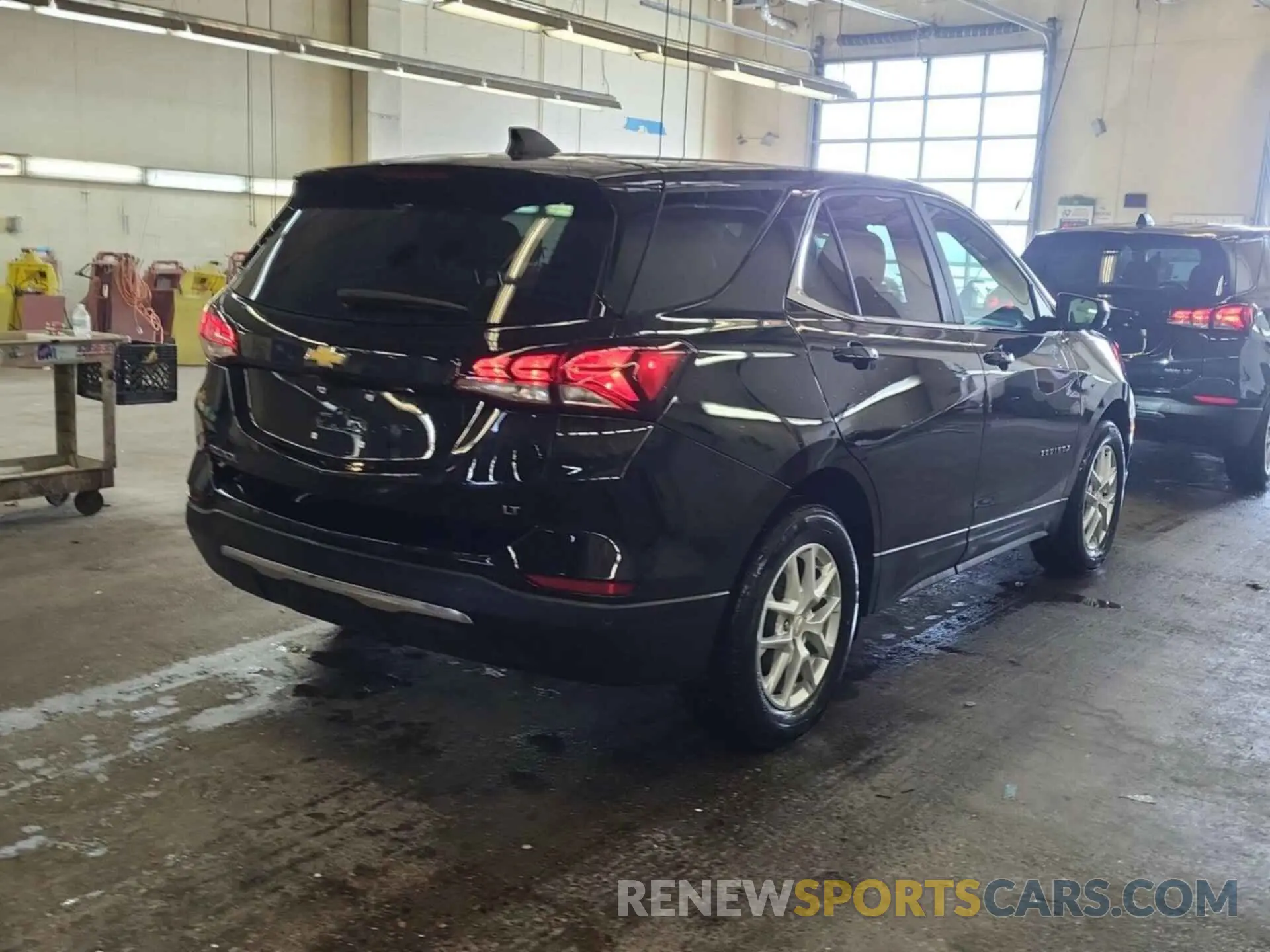 6 Photograph of a damaged car 3GNAXJEG6PL253355 CHEVROLET EQUINOX 2023