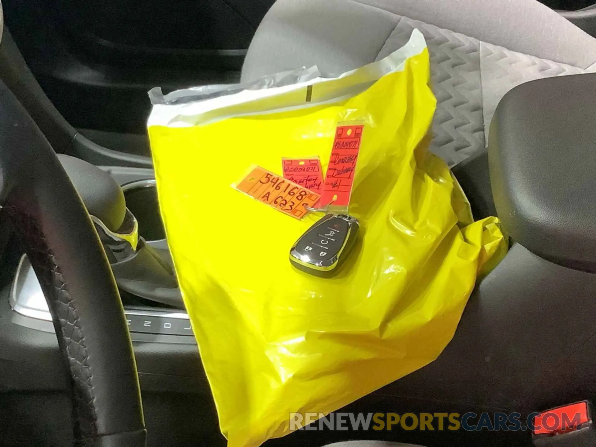 4 Photograph of a damaged car 3GNAXJEG6PS209071 CHEVROLET EQUINOX 2023