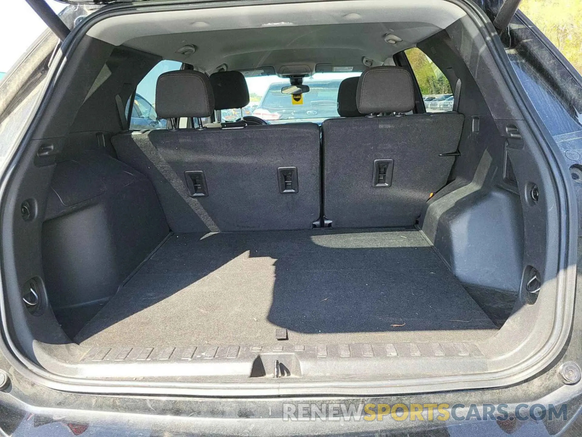 10 Photograph of a damaged car 3GNAXJEG7PL117364 CHEVROLET EQUINOX 2023