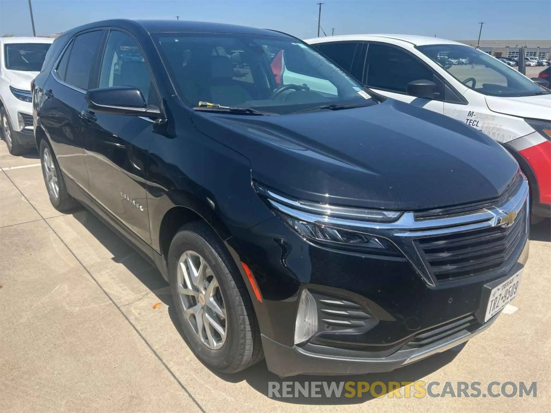 10 Photograph of a damaged car 3GNAXJEG7PL252733 CHEVROLET EQUINOX 2023