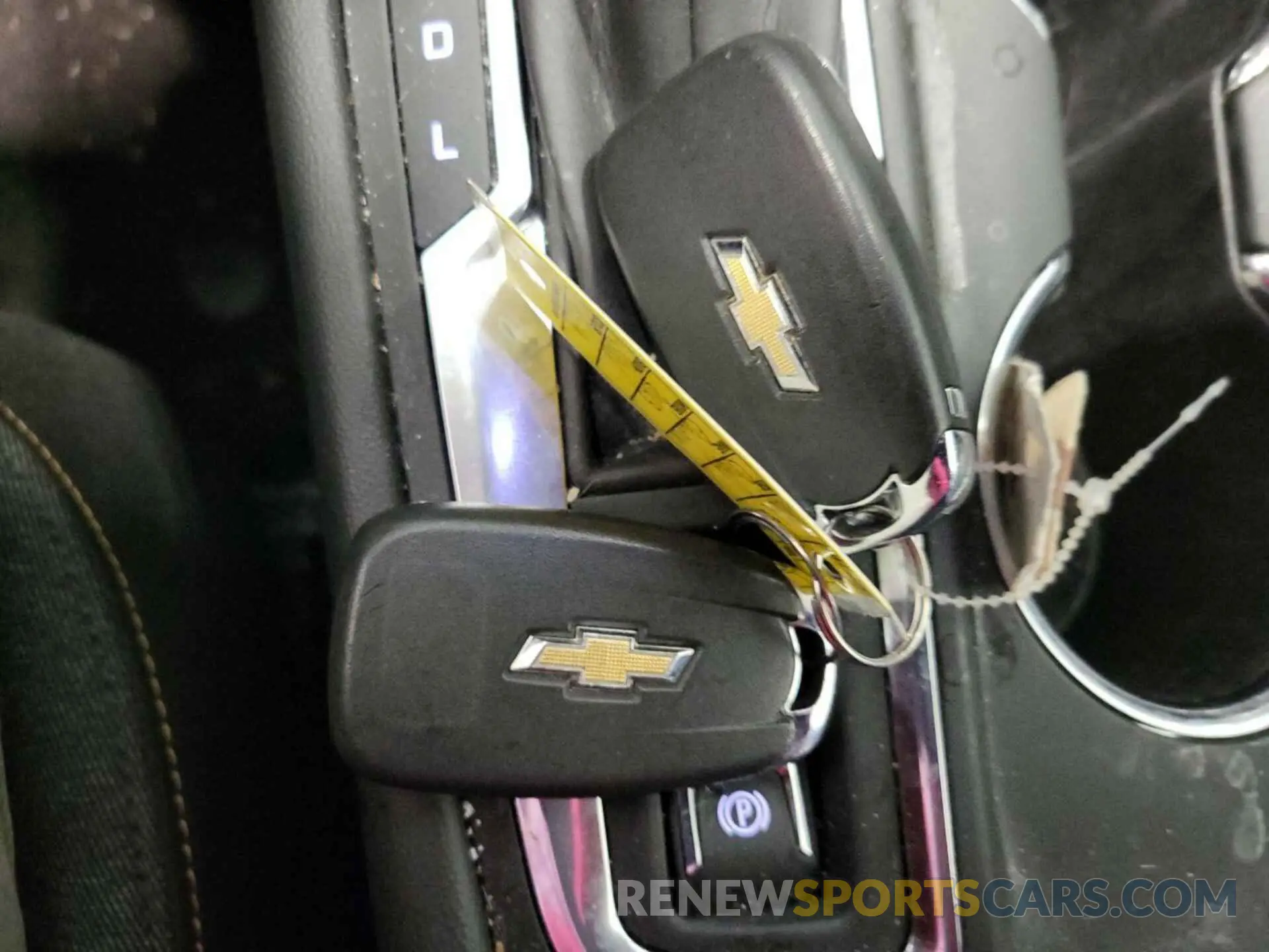 10 Photograph of a damaged car 3GNAXJEG8PL106924 CHEVROLET EQUINOX 2023