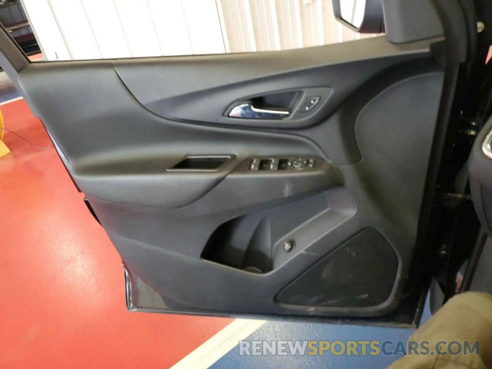7 Photograph of a damaged car 3GNAXJEG8PL117132 CHEVROLET EQUINOX 2023