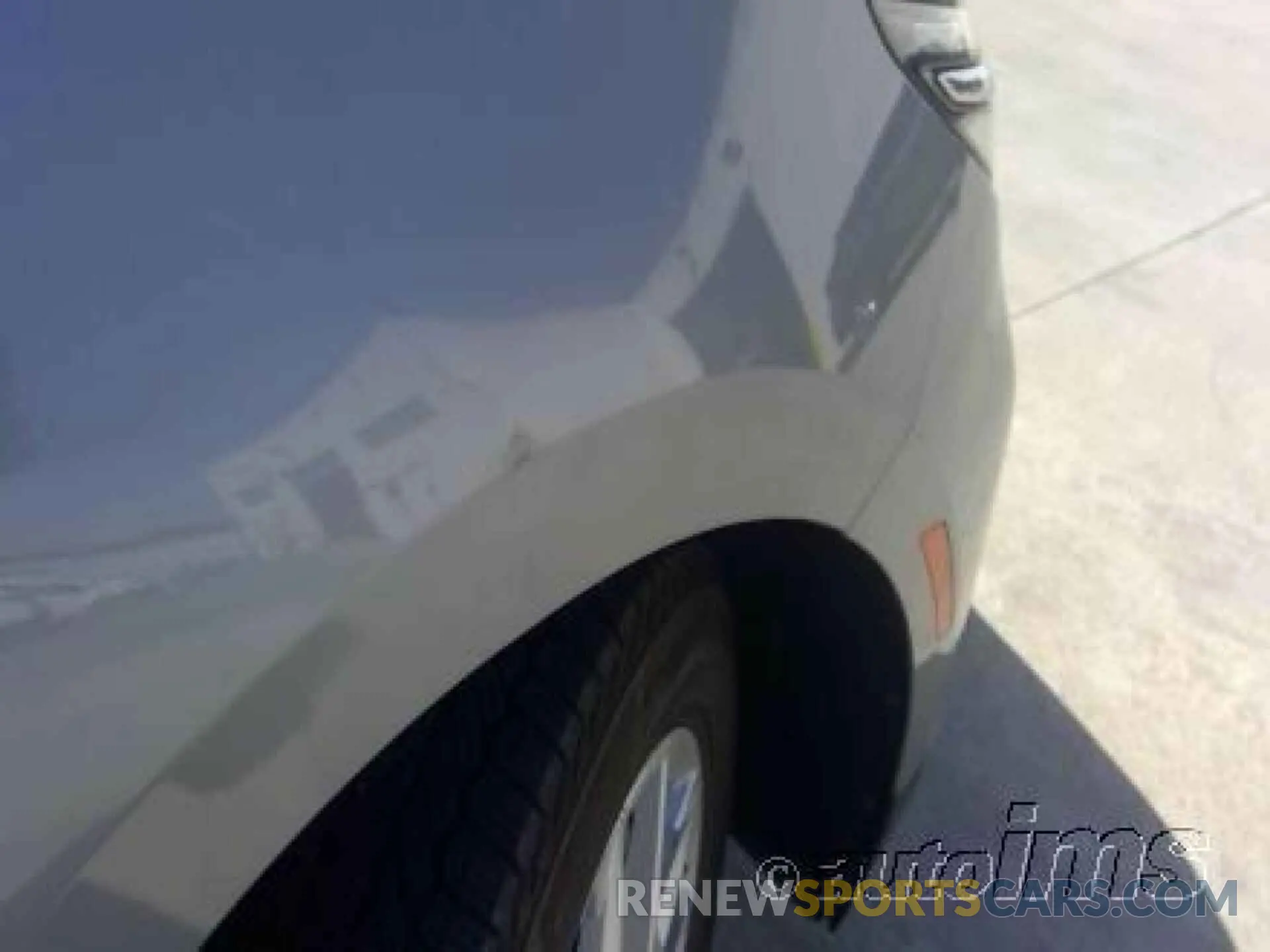 10 Photograph of a damaged car 3GNAXJEG8PL125330 CHEVROLET EQUINOX 2023