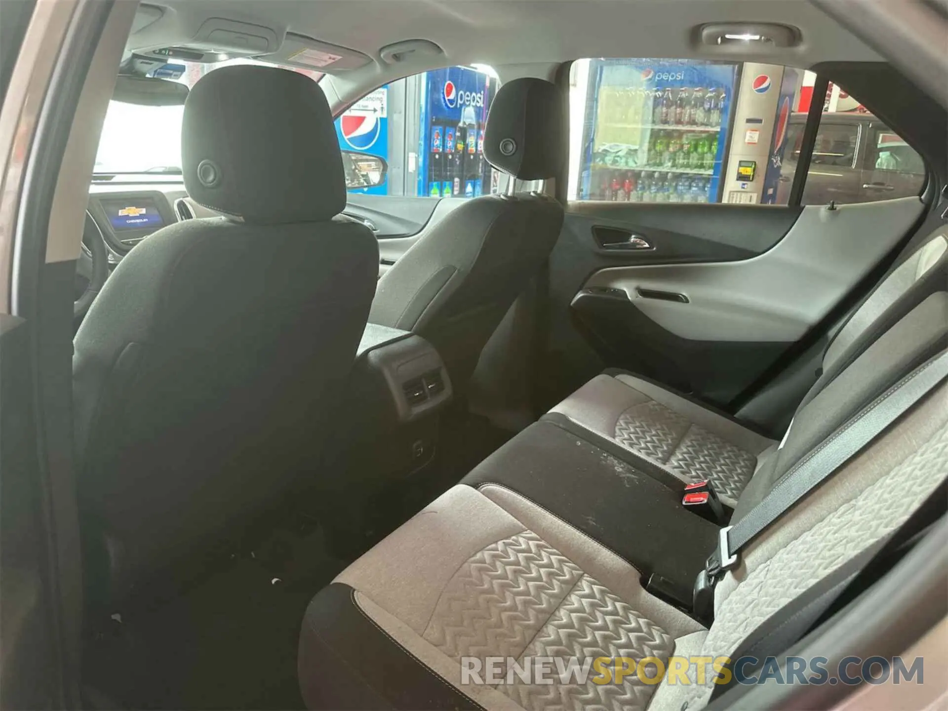 13 Photograph of a damaged car 3GNAXJEG8PL189755 CHEVROLET EQUINOX 2023