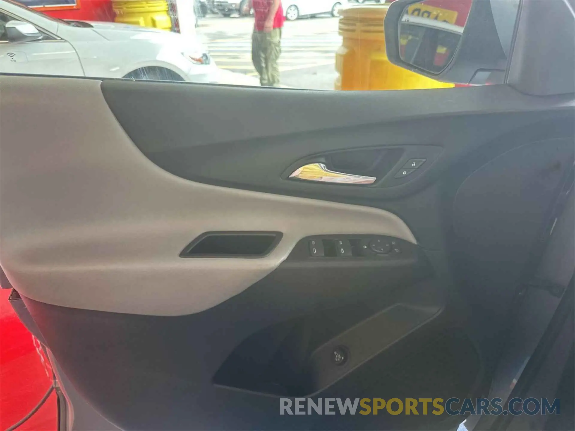 18 Photograph of a damaged car 3GNAXJEG8PL189755 CHEVROLET EQUINOX 2023