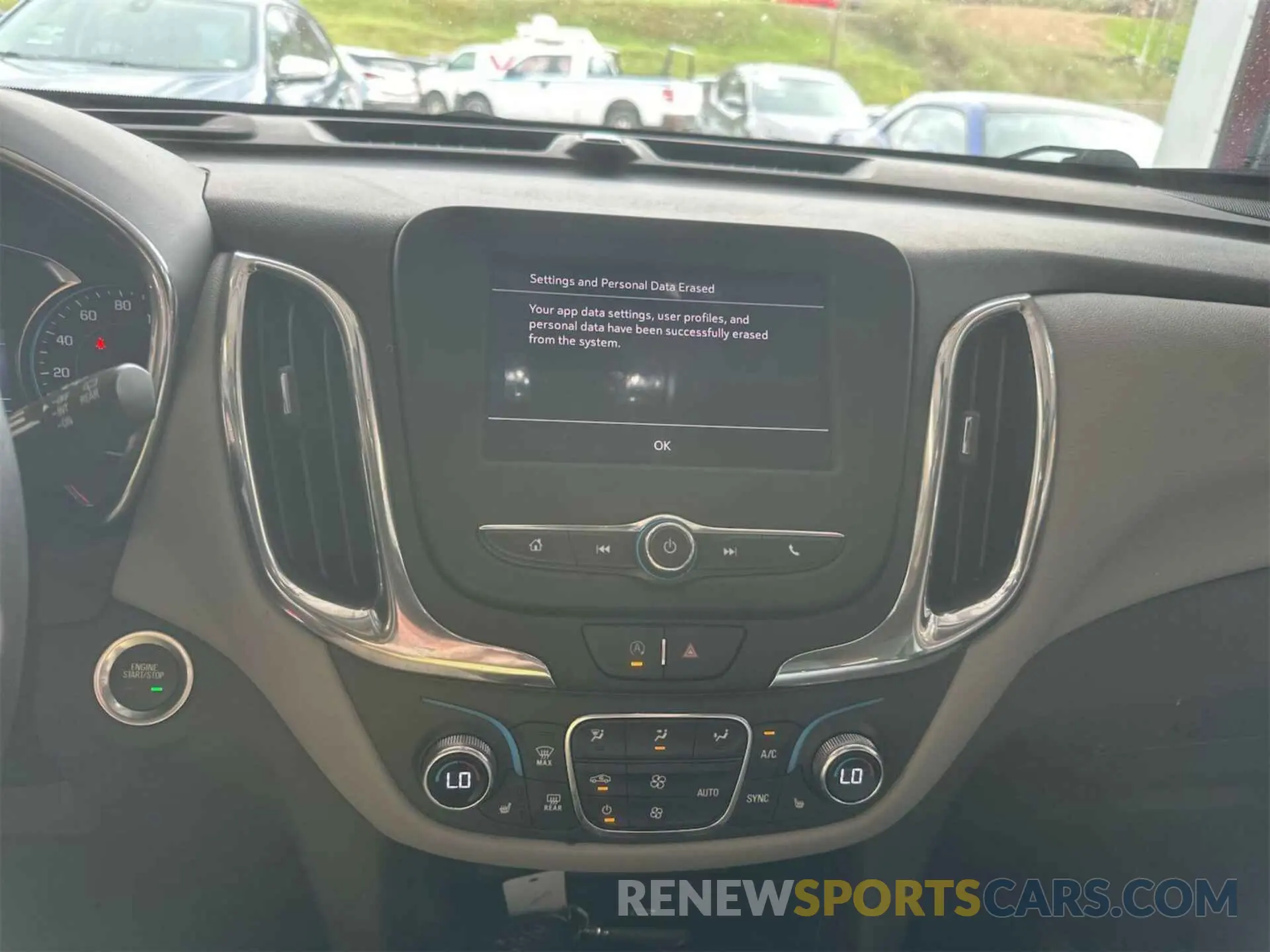 8 Photograph of a damaged car 3GNAXJEG8PL189755 CHEVROLET EQUINOX 2023