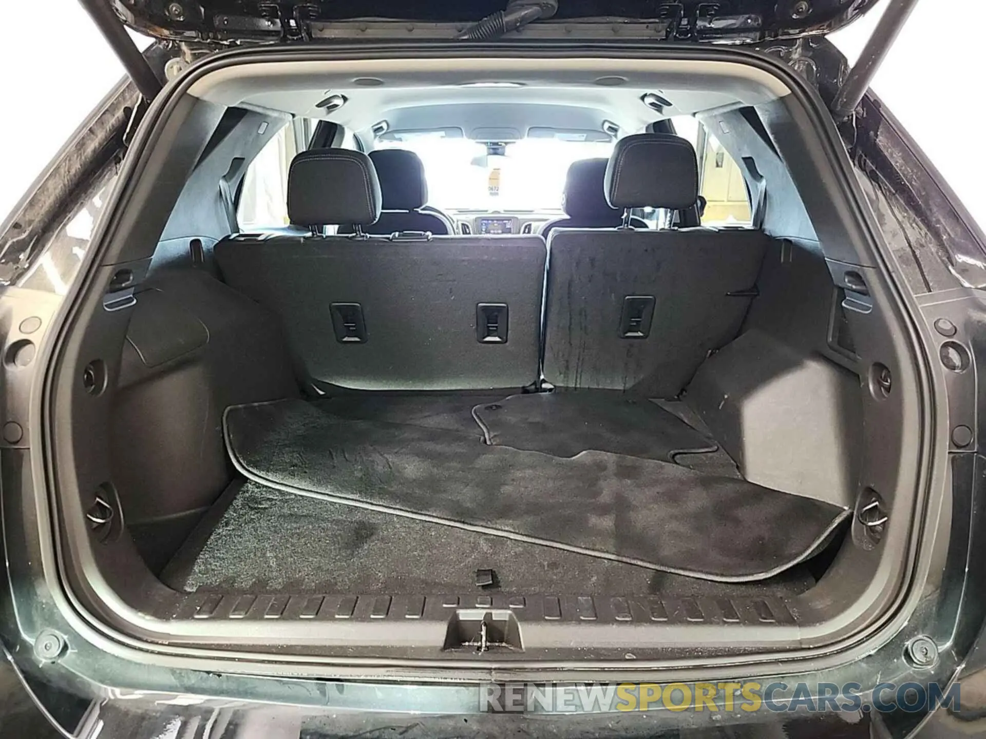 11 Photograph of a damaged car 3GNAXJEG8PL252658 CHEVROLET EQUINOX 2023