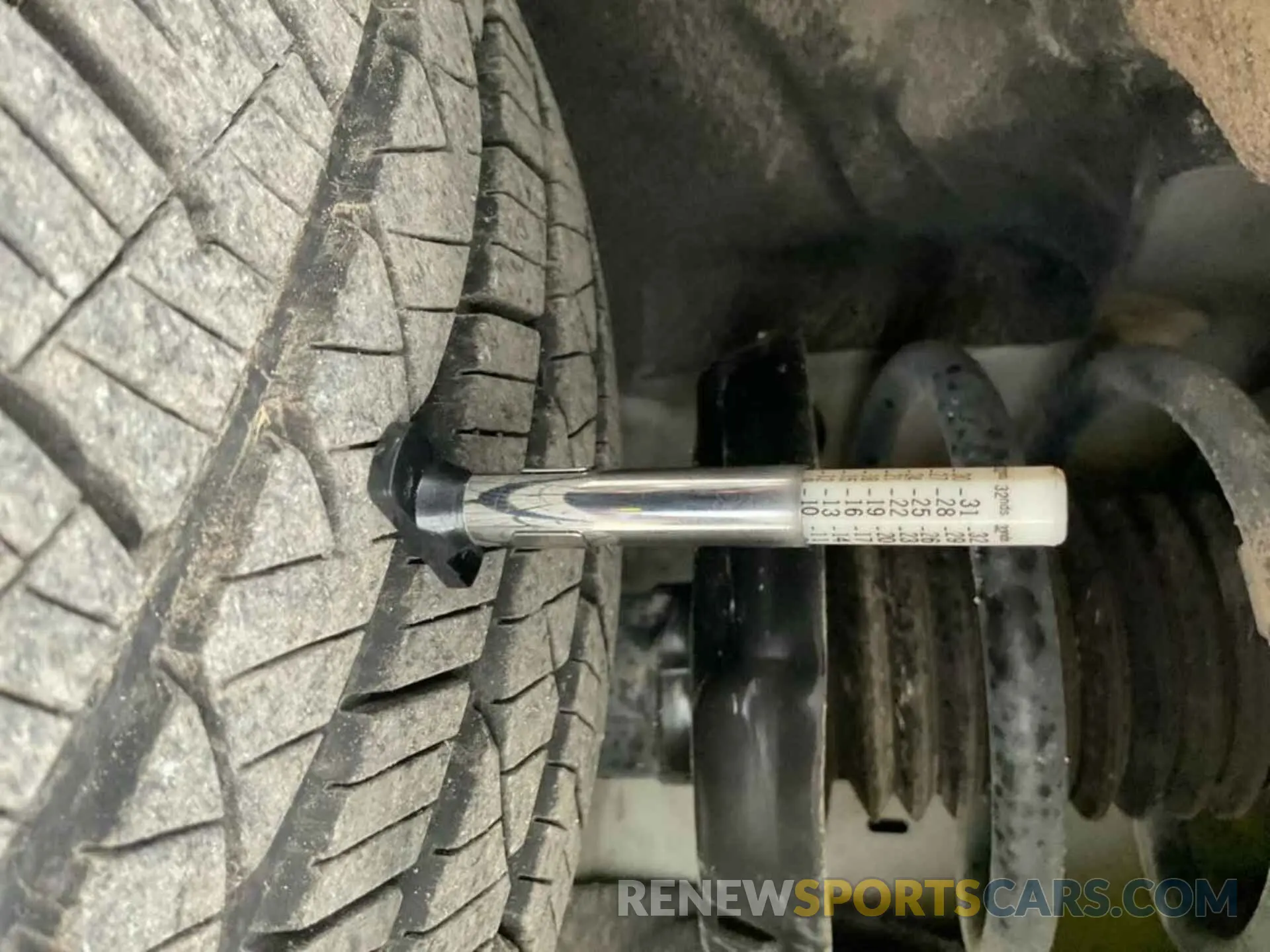 10 Photograph of a damaged car 3GNAXJEG9PL112540 CHEVROLET EQUINOX 2023
