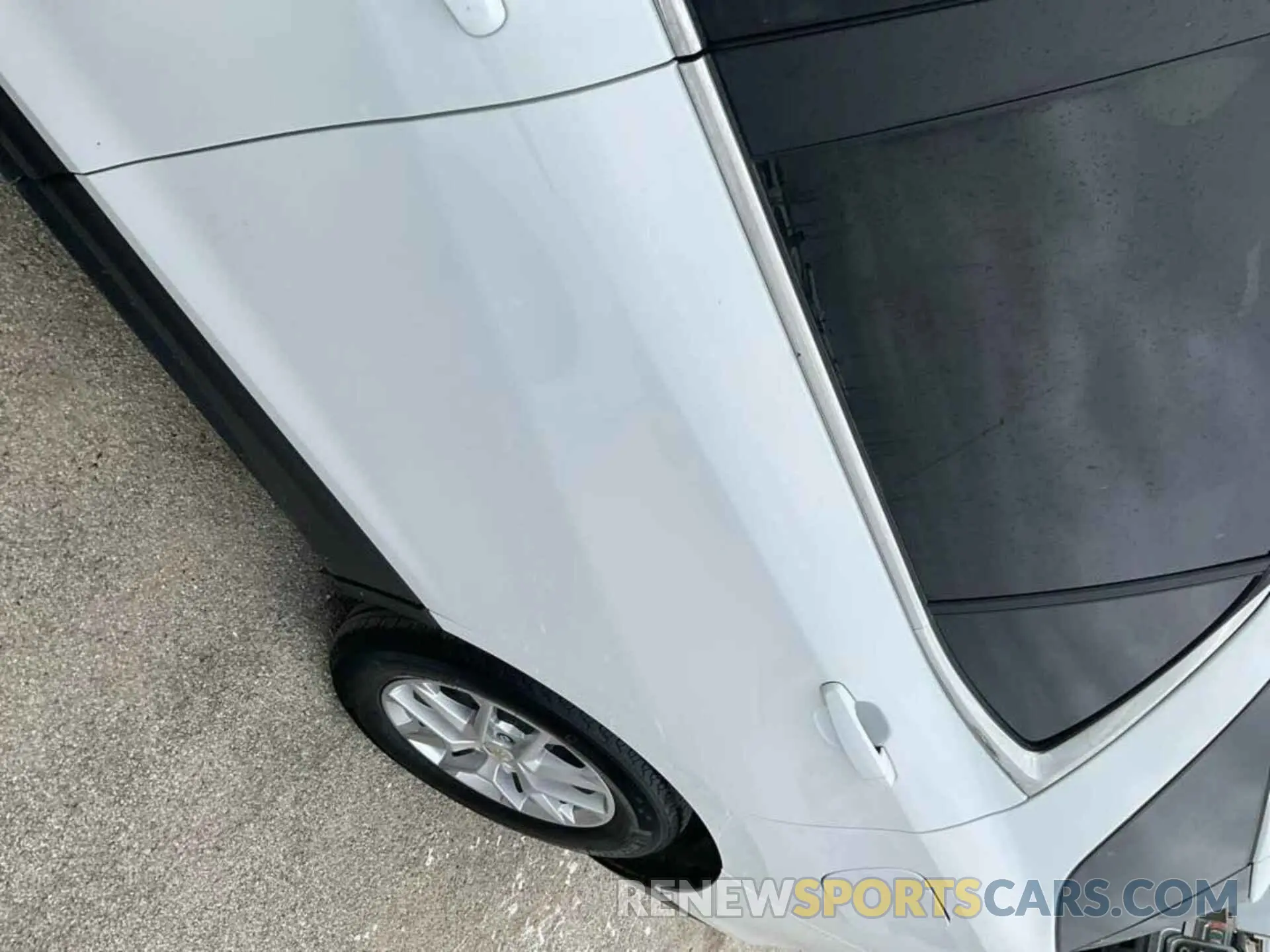 11 Photograph of a damaged car 3GNAXJEG9PL112540 CHEVROLET EQUINOX 2023