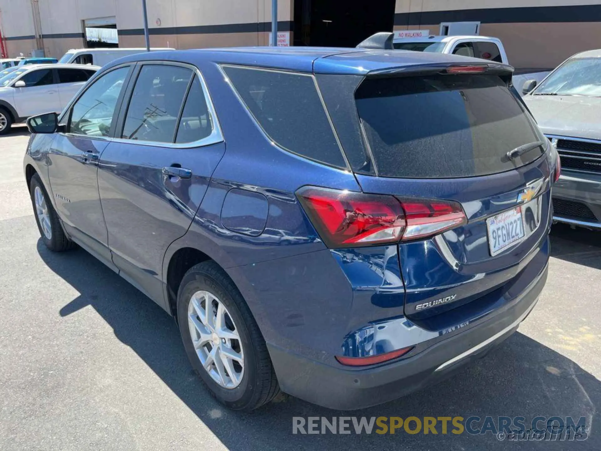 6 Photograph of a damaged car 3GNAXJEG9PL118547 CHEVROLET EQUINOX 2023