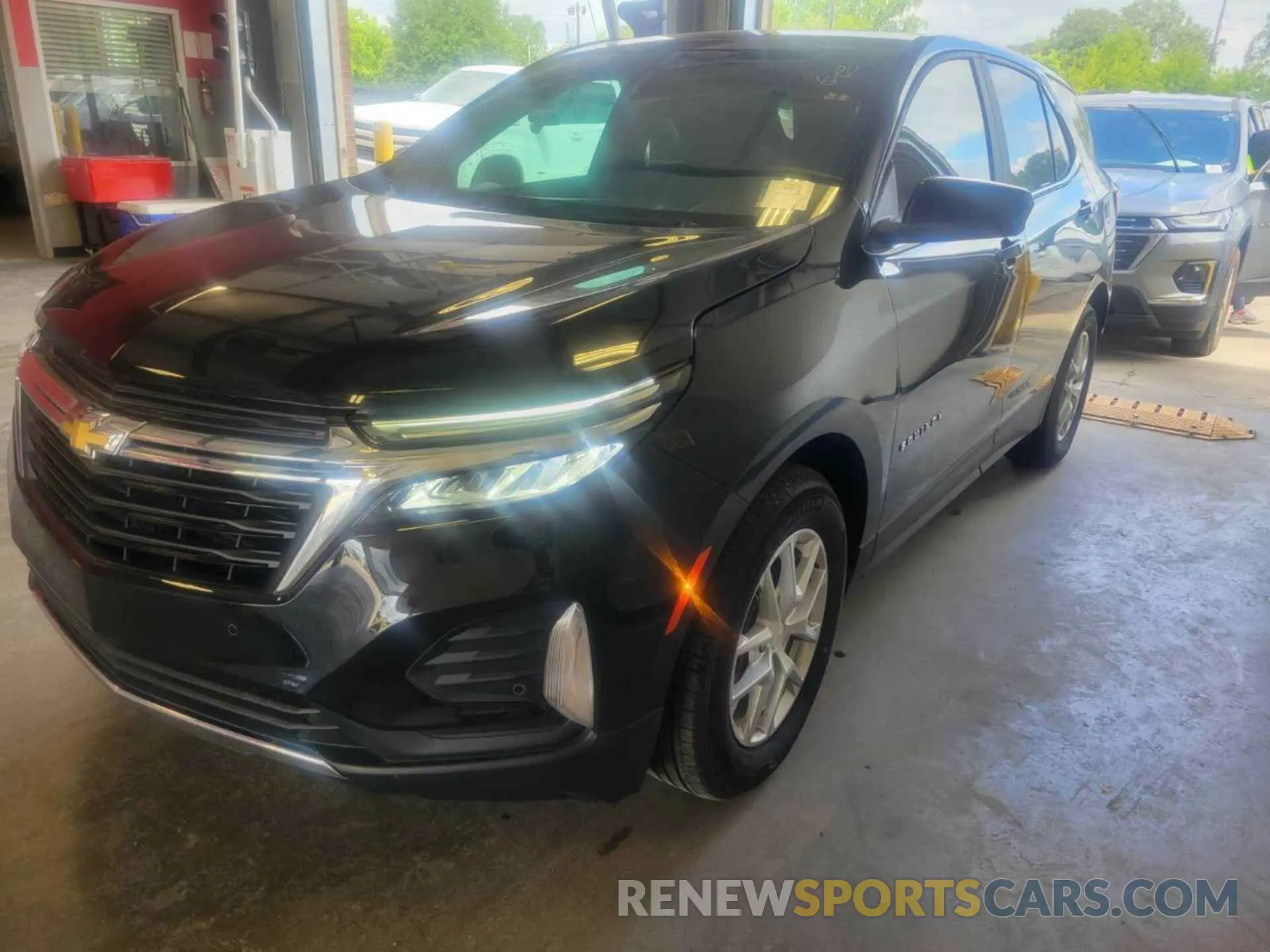 3 Photograph of a damaged car 3GNAXJEG9PL262454 CHEVROLET EQUINOX 2023