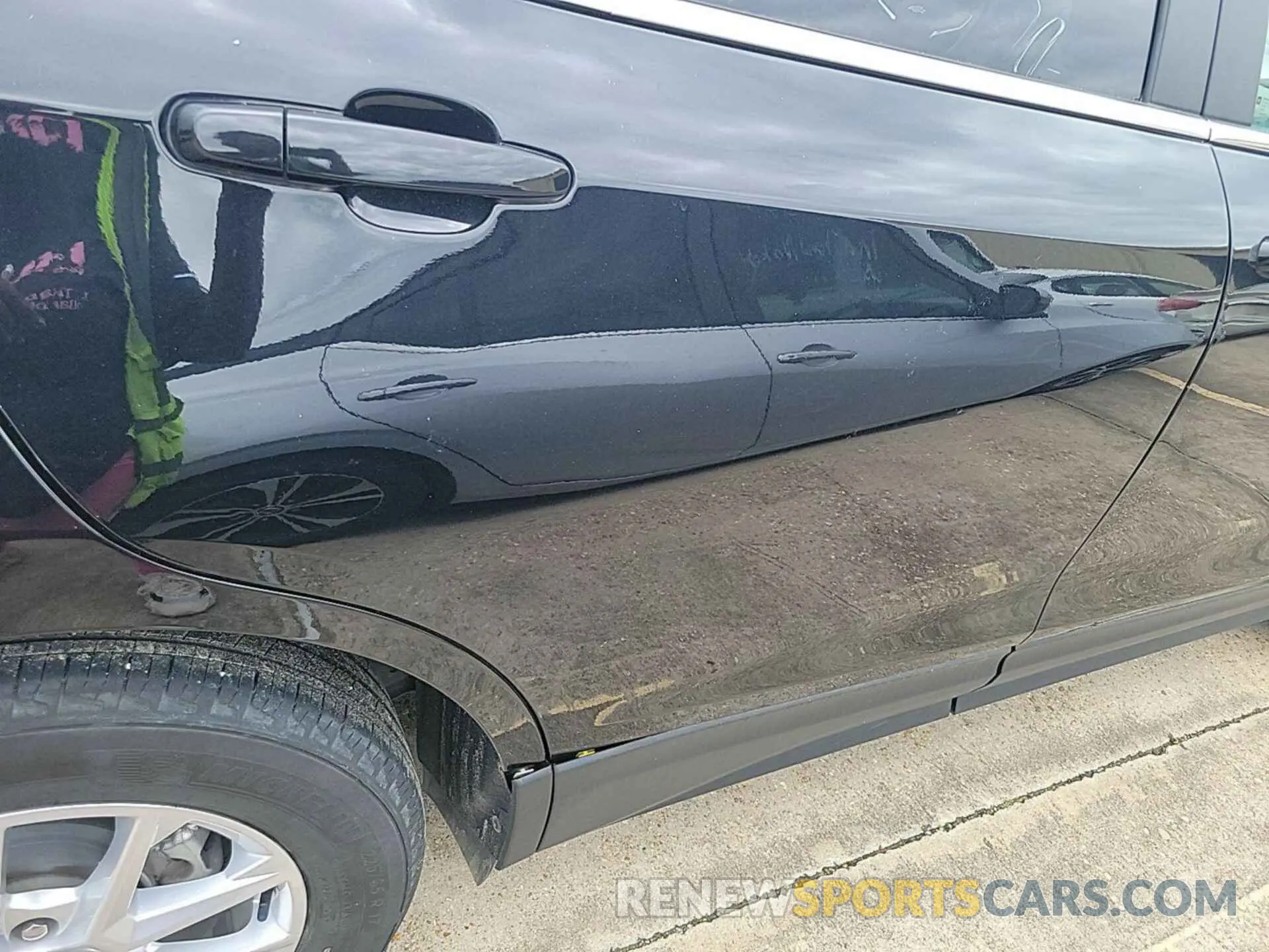 11 Photograph of a damaged car 3GNAXJEGXPL118072 CHEVROLET EQUINOX 2023