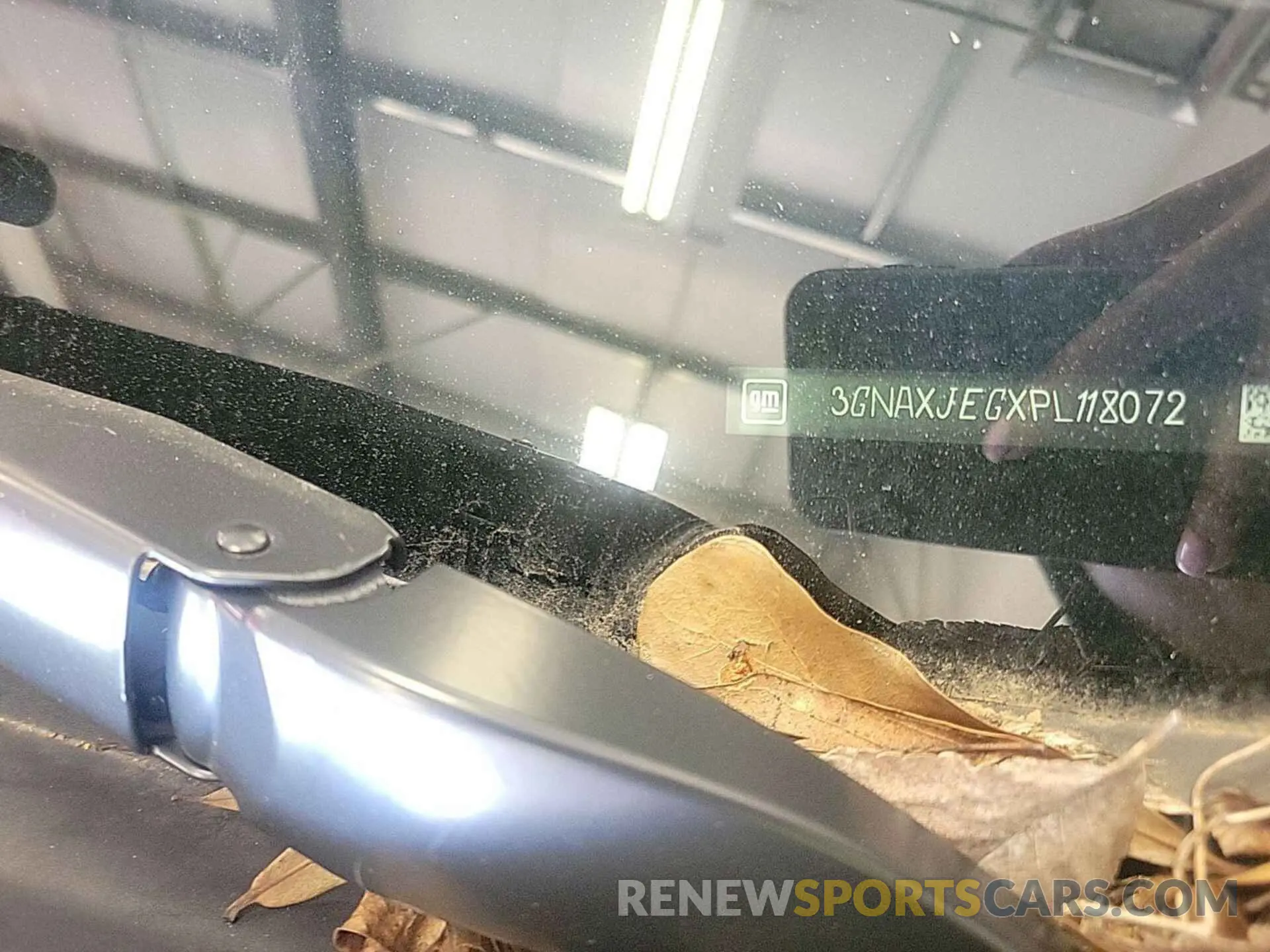 31 Photograph of a damaged car 3GNAXJEGXPL118072 CHEVROLET EQUINOX 2023