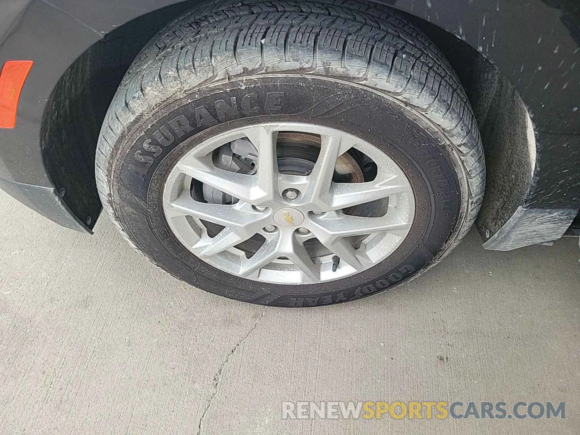 29 Photograph of a damaged car 3GNAXJEGXPL118086 CHEVROLET EQUINOX 2023