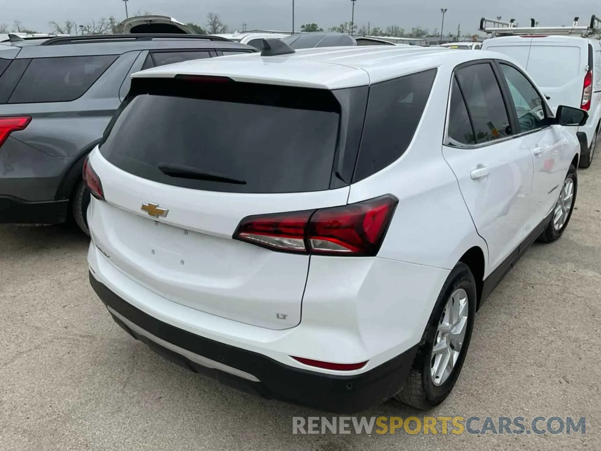 11 Photograph of a damaged car 3GNAXJEGXPL127774 CHEVROLET EQUINOX 2023