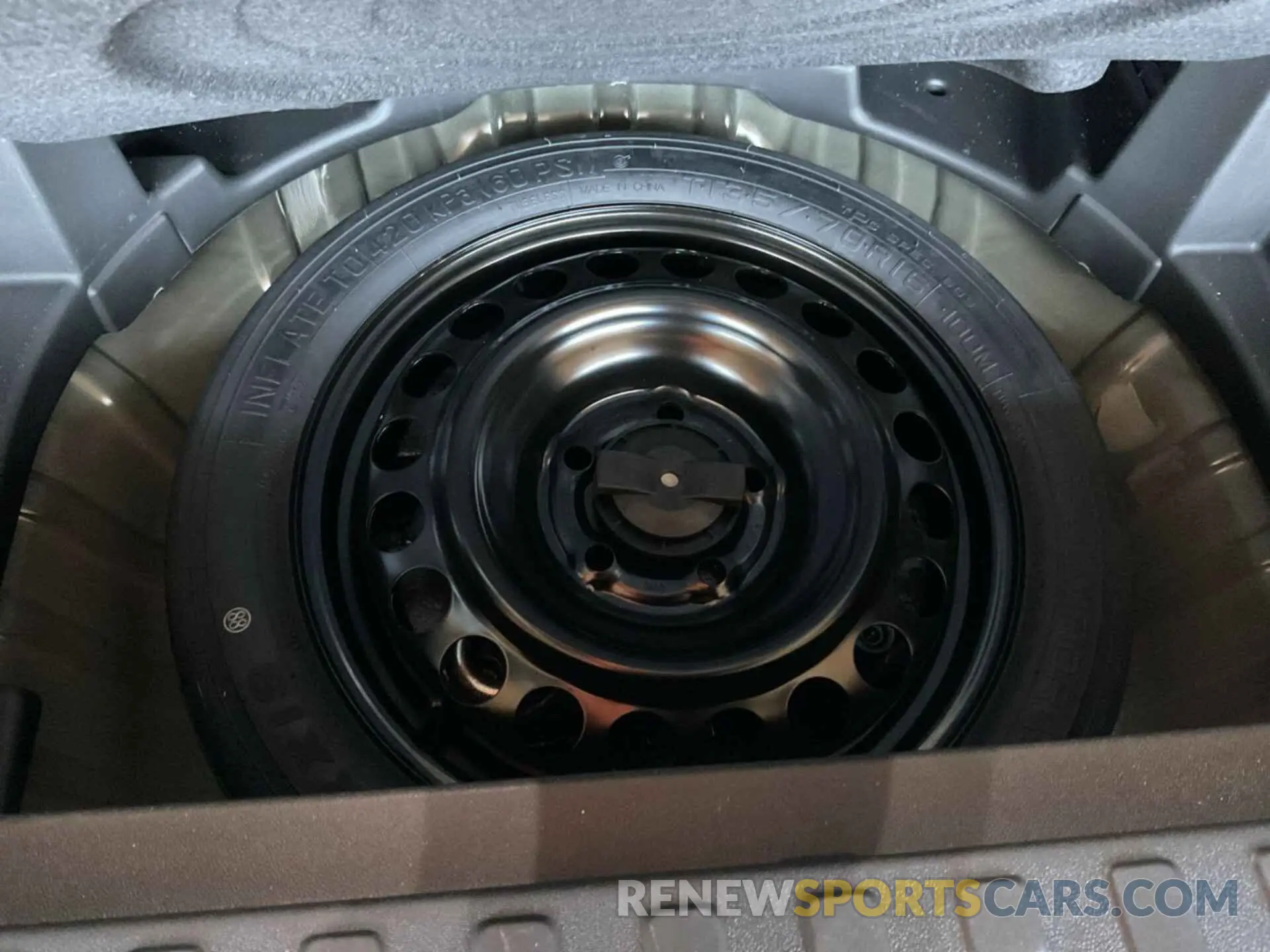 10 Photograph of a damaged car 3GNAXJEGXPL261491 CHEVROLET EQUINOX 2023