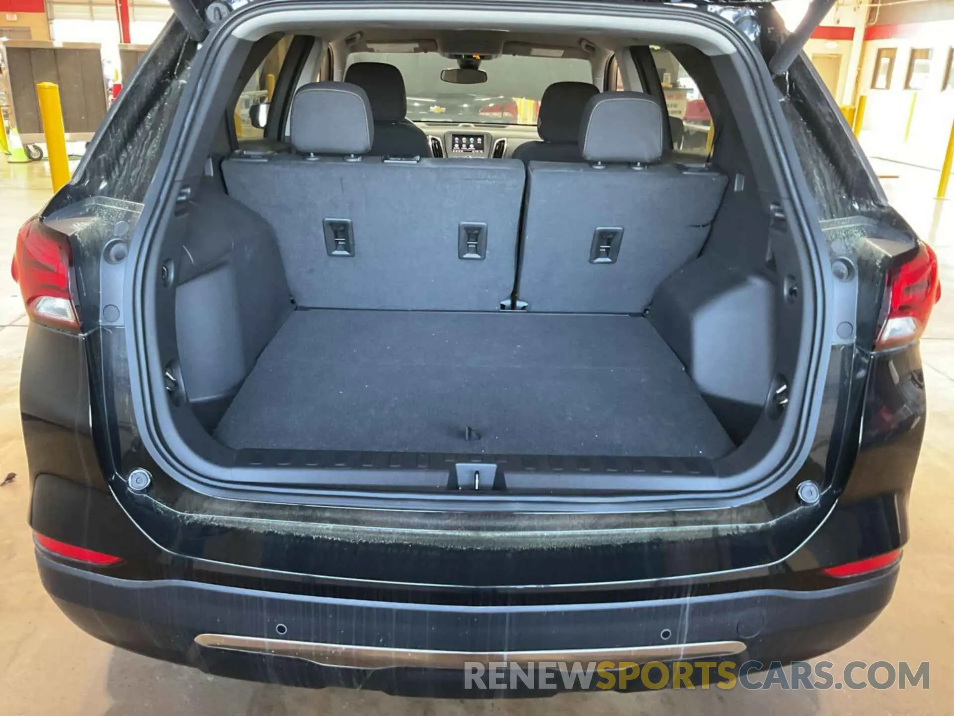 2 Photograph of a damaged car 3GNAXJEGXPL261491 CHEVROLET EQUINOX 2023