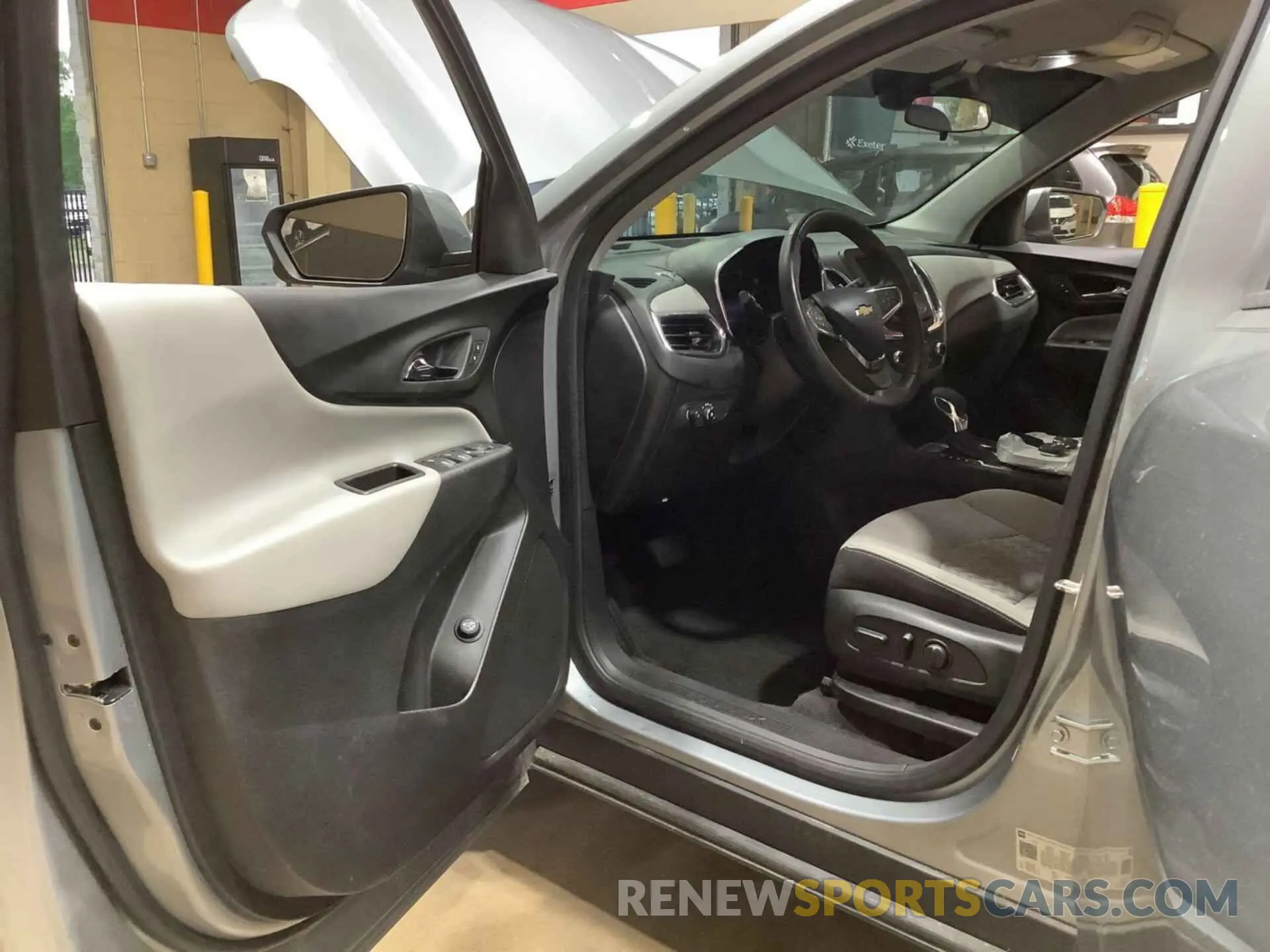 13 Photograph of a damaged car 3GNAXJEGXPS209087 CHEVROLET EQUINOX 2023