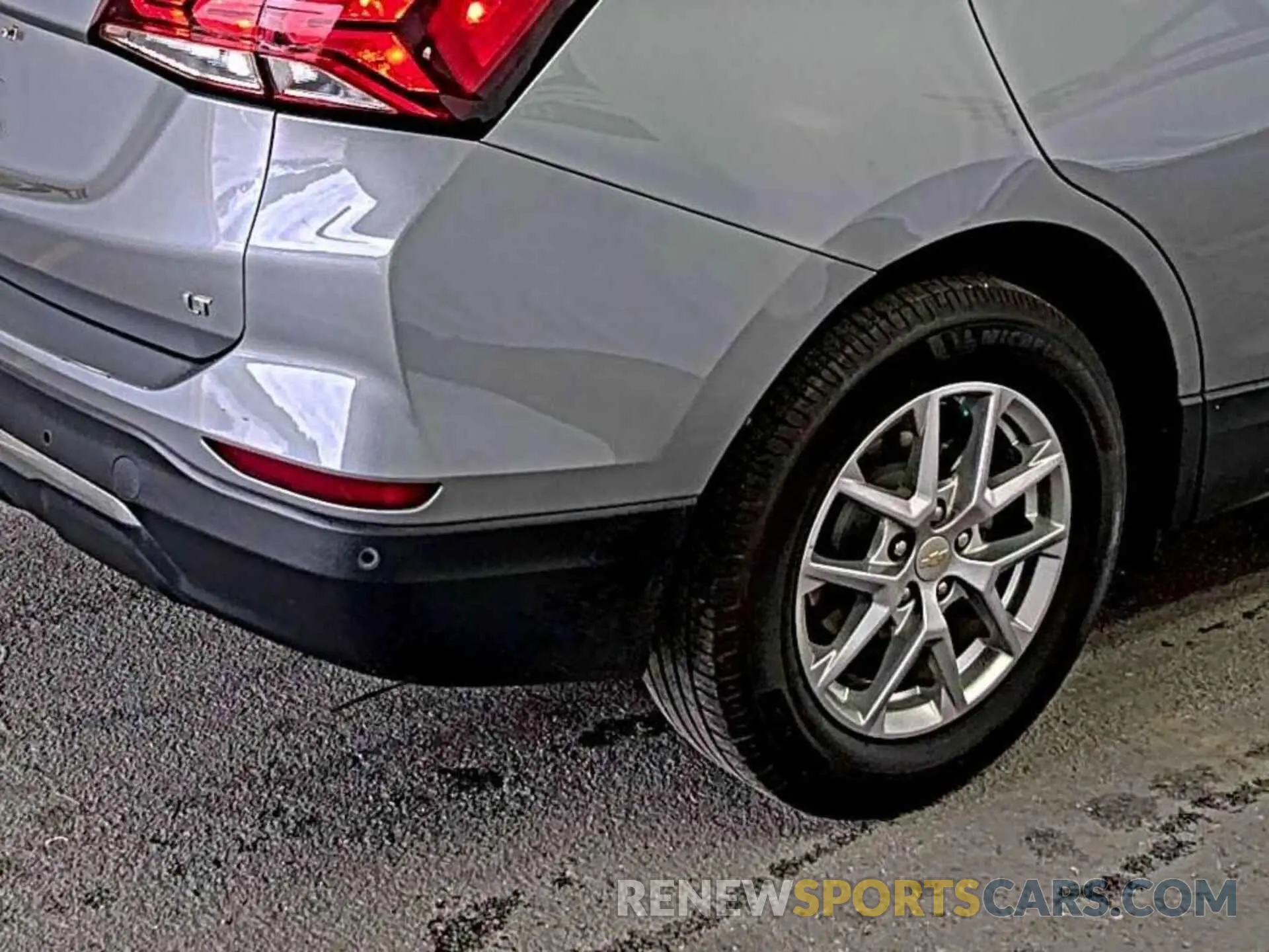 25 Photograph of a damaged car 3GNAXJEGXPS209087 CHEVROLET EQUINOX 2023