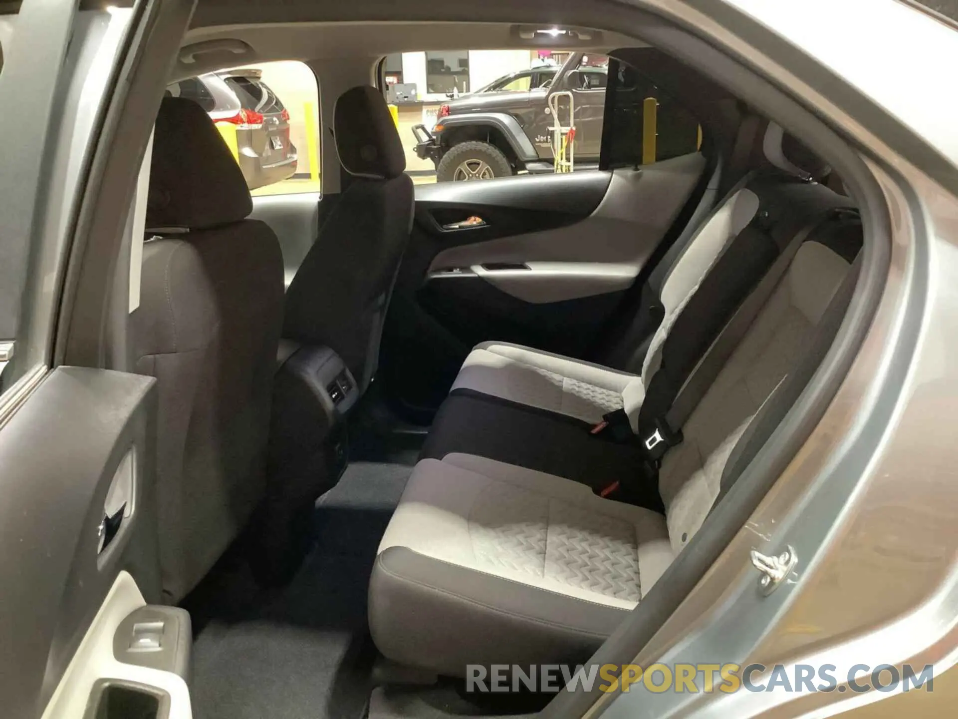 39 Photograph of a damaged car 3GNAXJEGXPS209087 CHEVROLET EQUINOX 2023