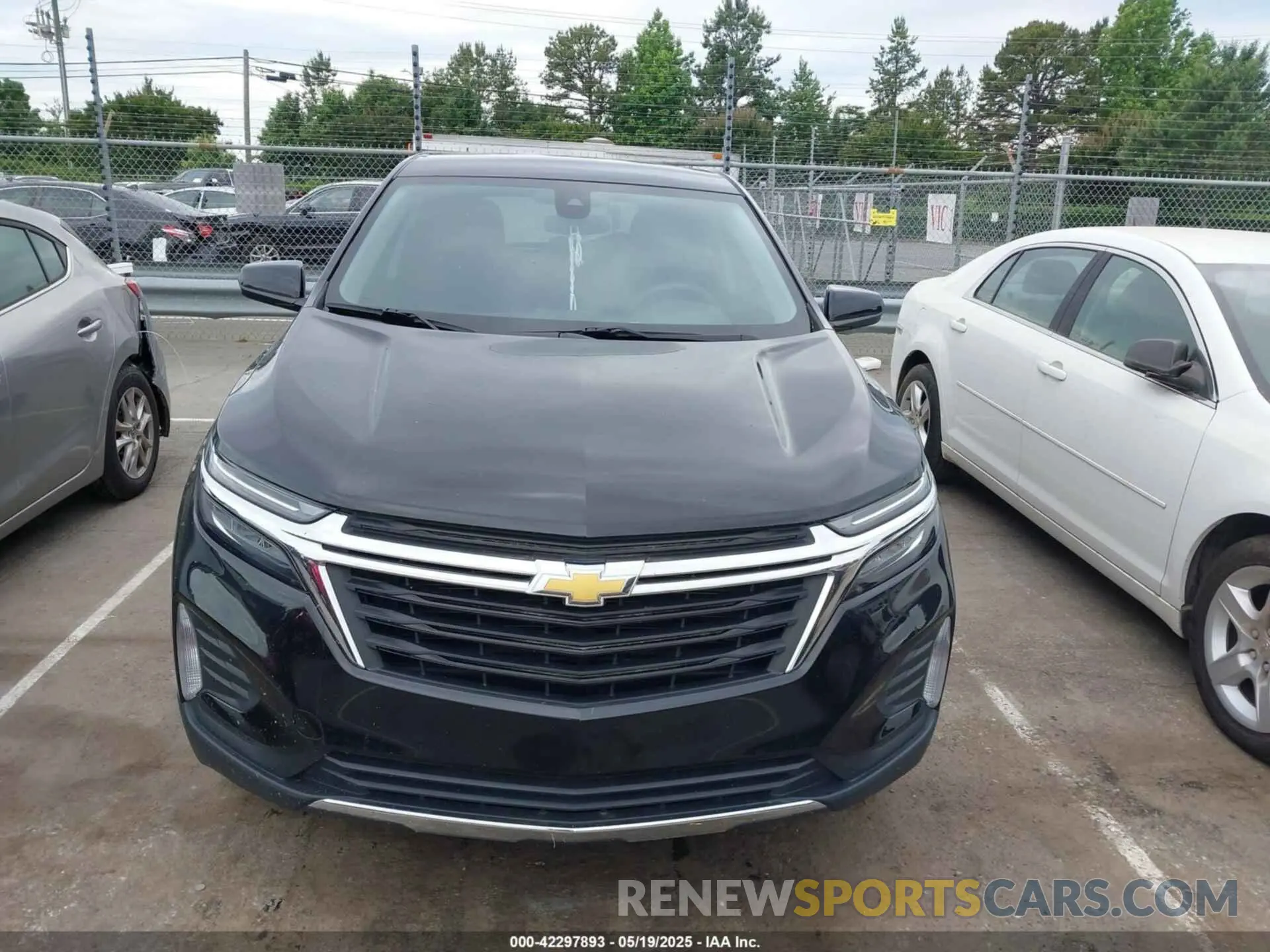 12 Photograph of a damaged car 3GNAXKEG0PL204271 CHEVROLET EQUINOX 2023
