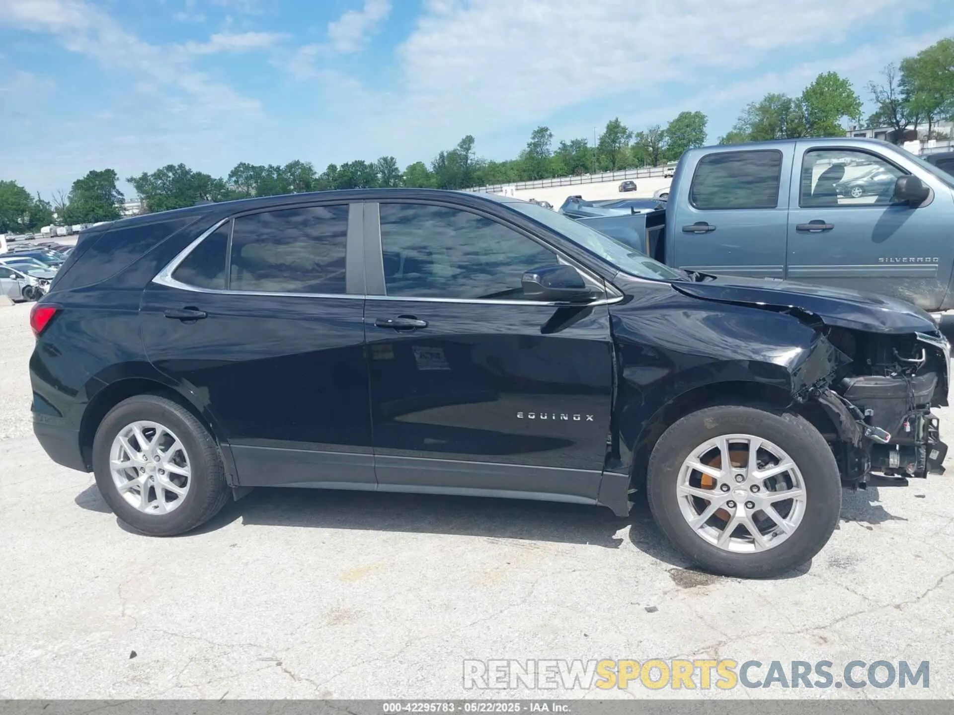 14 Photograph of a damaged car 3GNAXKEG0PL229719 CHEVROLET EQUINOX 2023