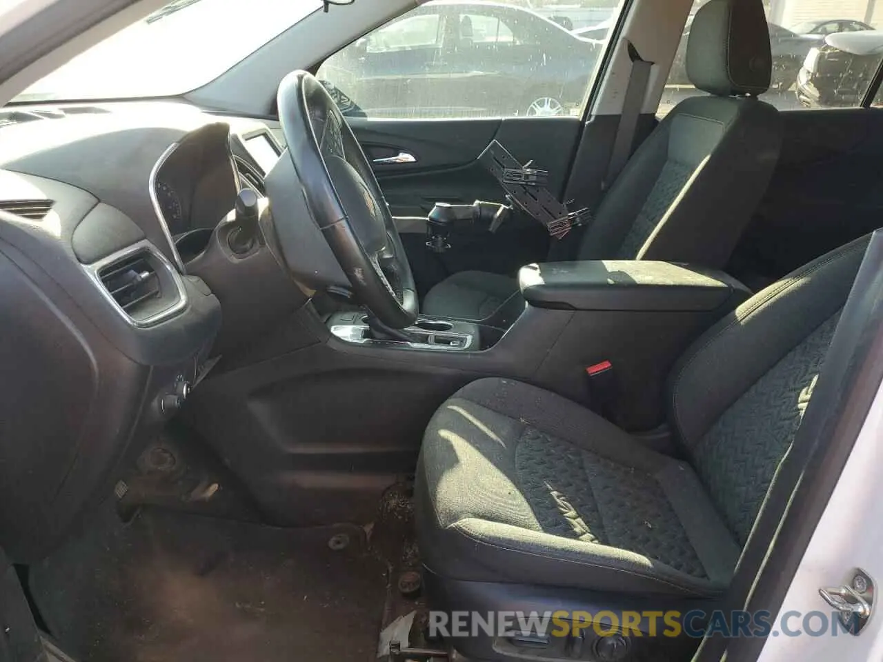 7 Photograph of a damaged car 3GNAXKEG0PS187638 CHEVROLET EQUINOX 2023