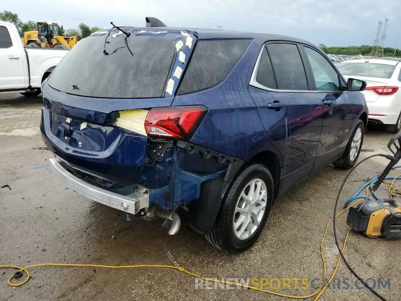 3 Photograph of a damaged car 3GNAXKEG1PL186959 CHEVROLET EQUINOX 2023