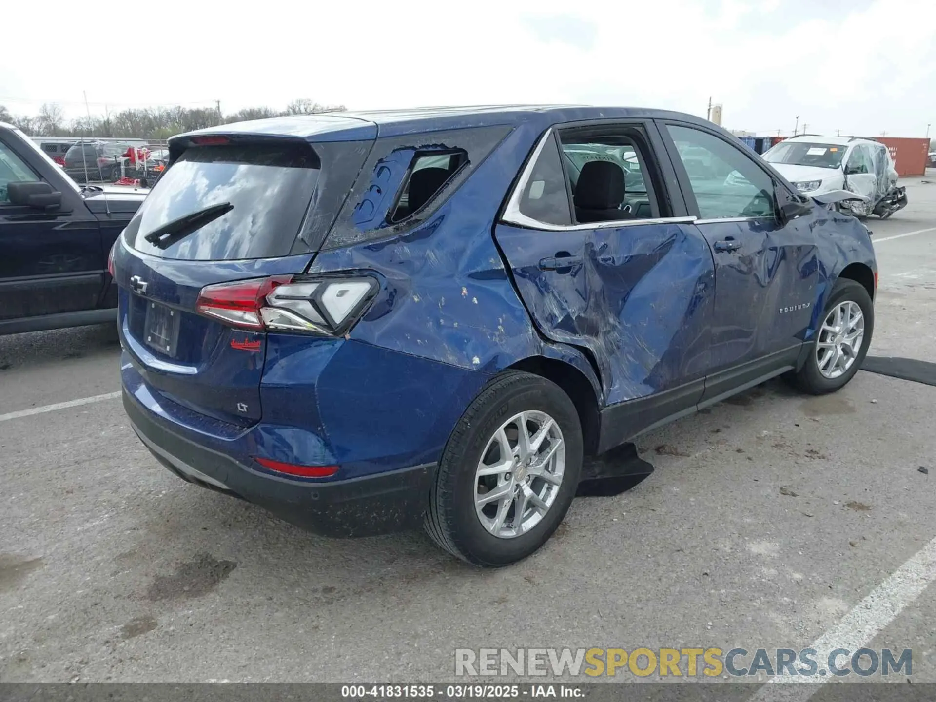 4 Photograph of a damaged car 3GNAXKEG1PS120109 CHEVROLET EQUINOX 2023