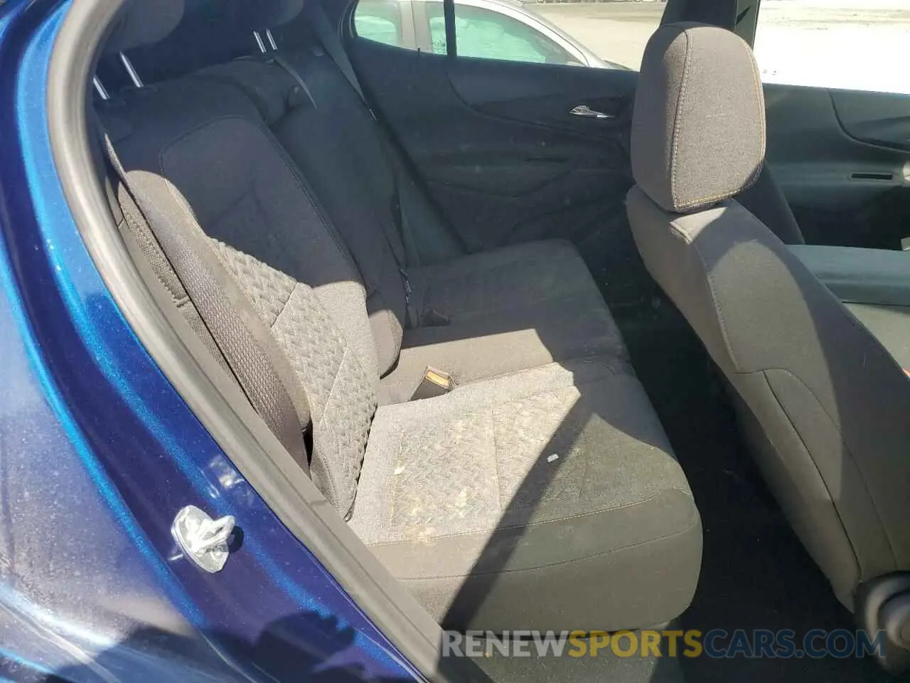 10 Photograph of a damaged car 3GNAXKEG2PL110005 CHEVROLET EQUINOX 2023