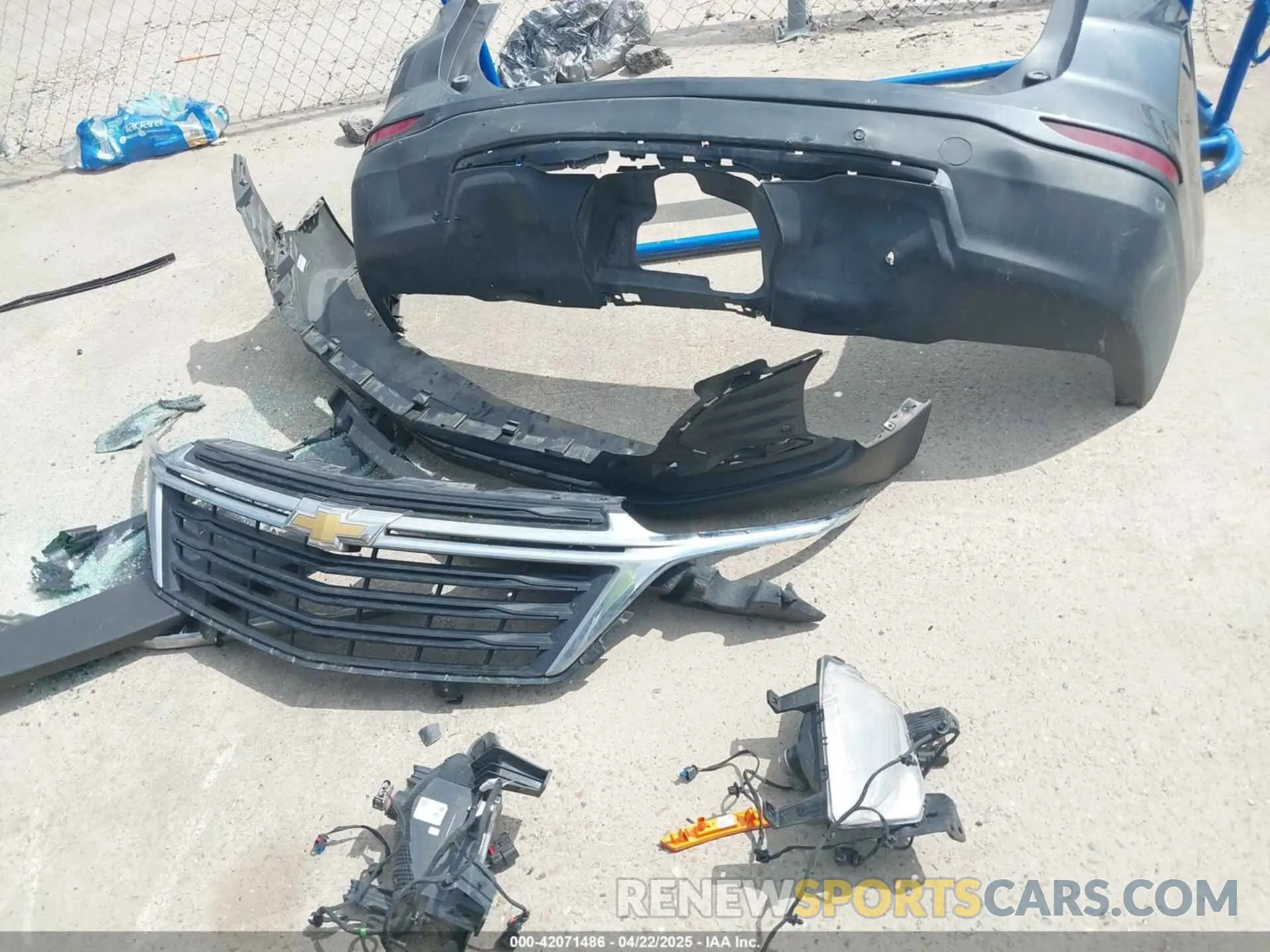 12 Photograph of a damaged car 3GNAXKEG2PS174289 CHEVROLET EQUINOX 2023