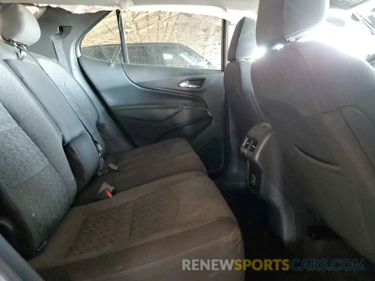 10 Photograph of a damaged car 3GNAXKEG3PL222490 CHEVROLET EQUINOX 2023