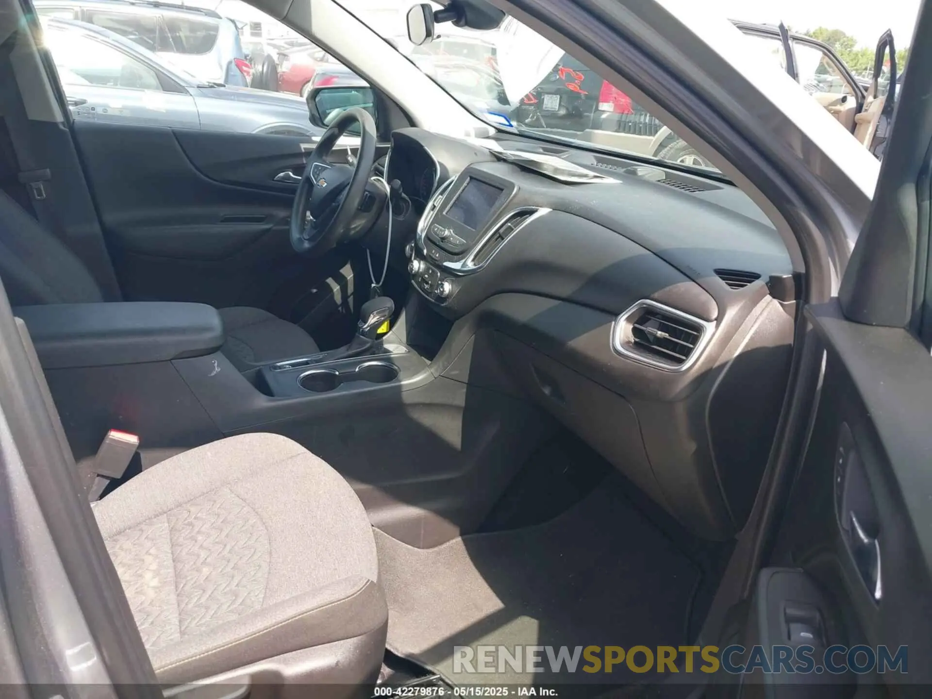 5 Photograph of a damaged car 3GNAXKEG3PL254288 CHEVROLET EQUINOX 2023