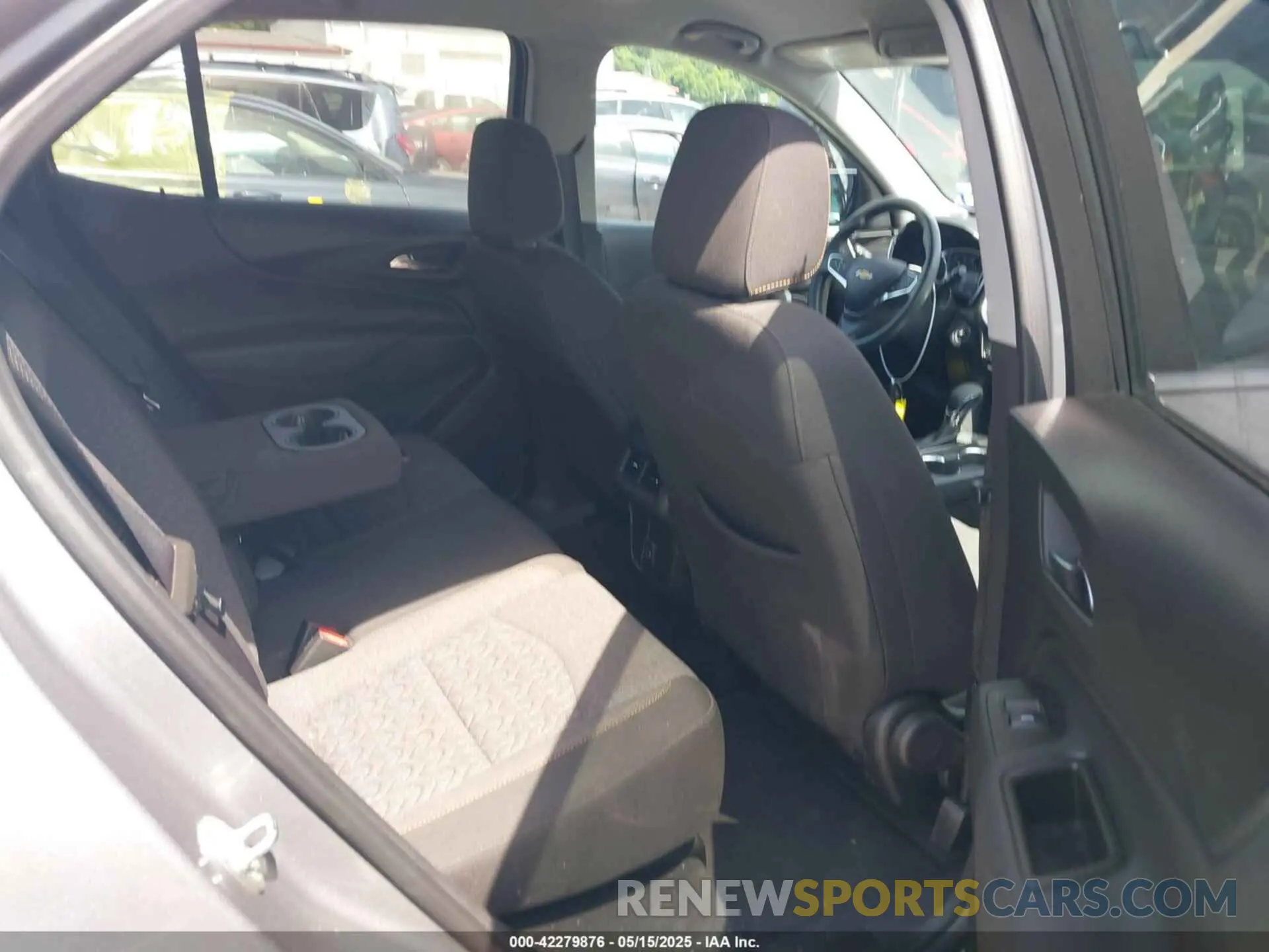 8 Photograph of a damaged car 3GNAXKEG3PL254288 CHEVROLET EQUINOX 2023
