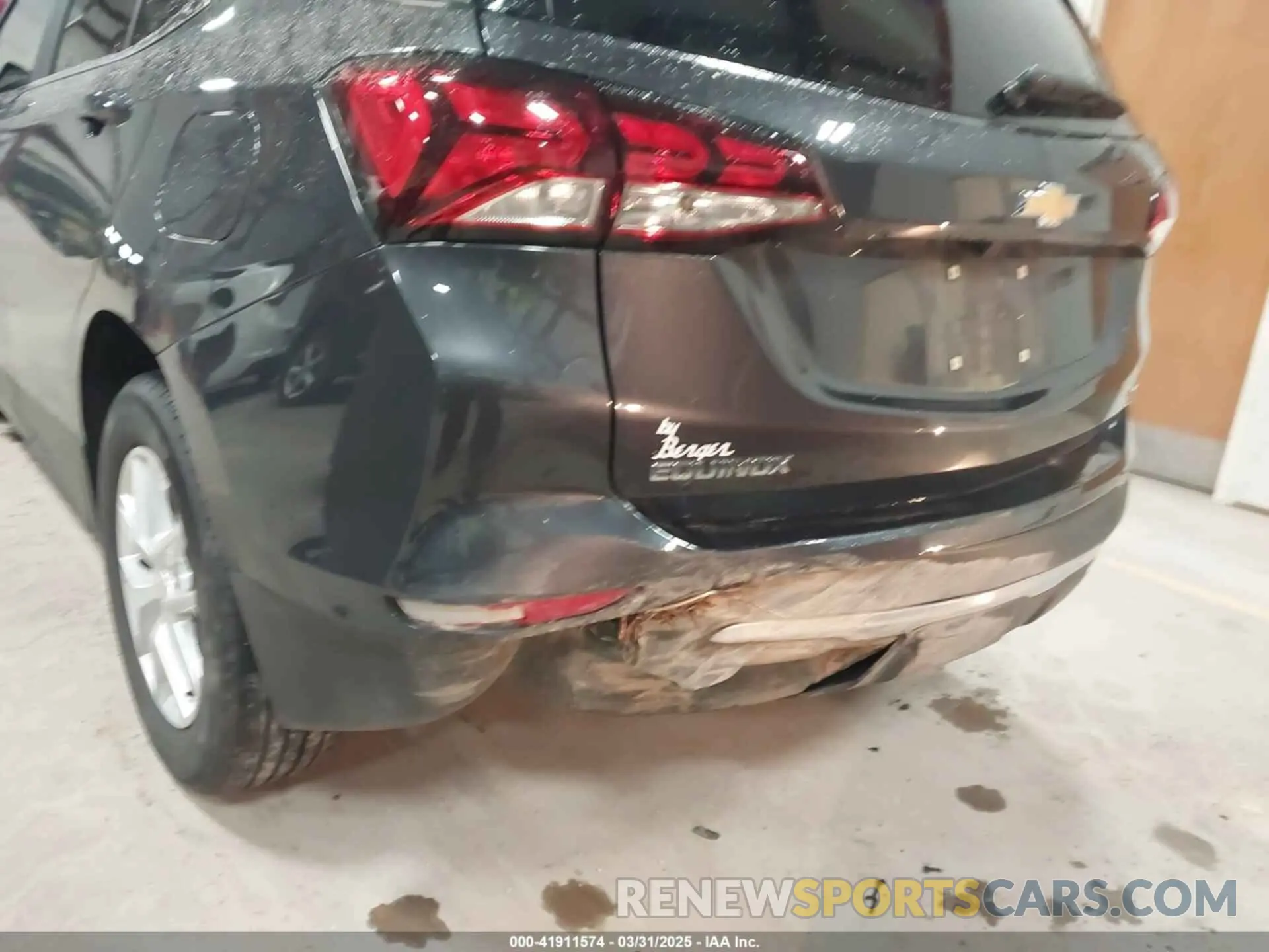 11 Photograph of a damaged car 3GNAXKEG3PS113985 CHEVROLET EQUINOX 2023