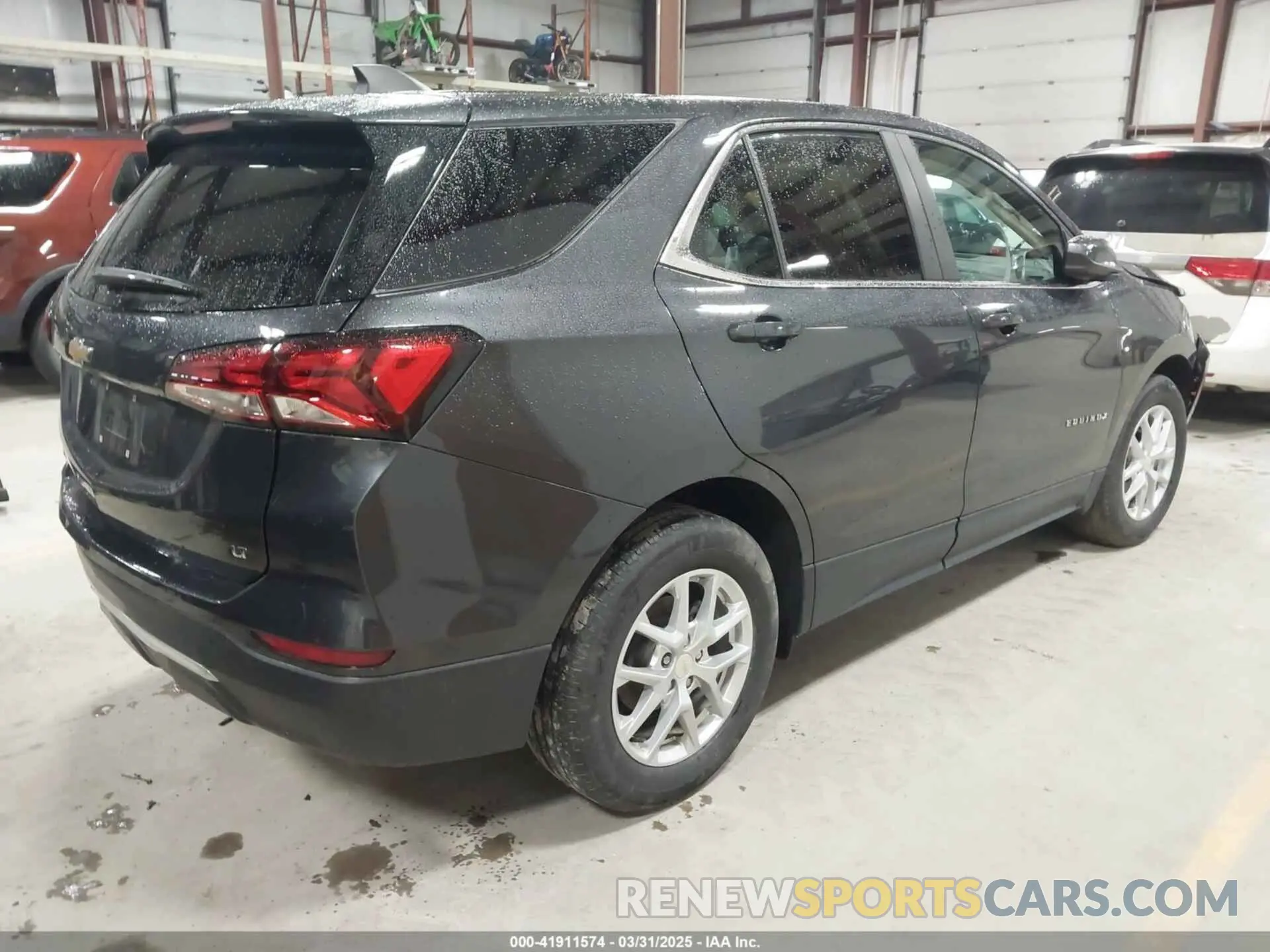 4 Photograph of a damaged car 3GNAXKEG3PS113985 CHEVROLET EQUINOX 2023