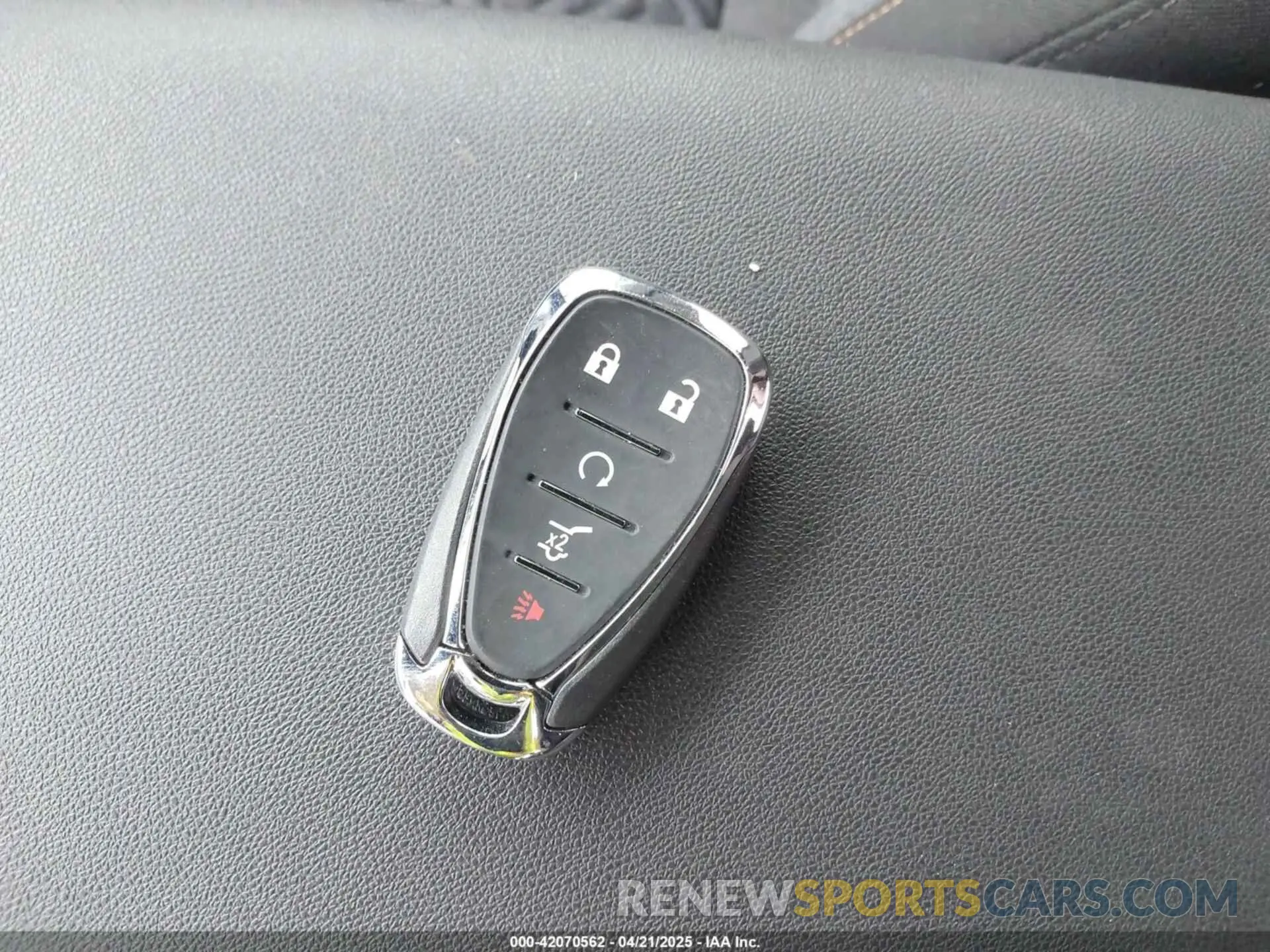 11 Photograph of a damaged car 3GNAXKEG4PS140354 CHEVROLET EQUINOX 2023