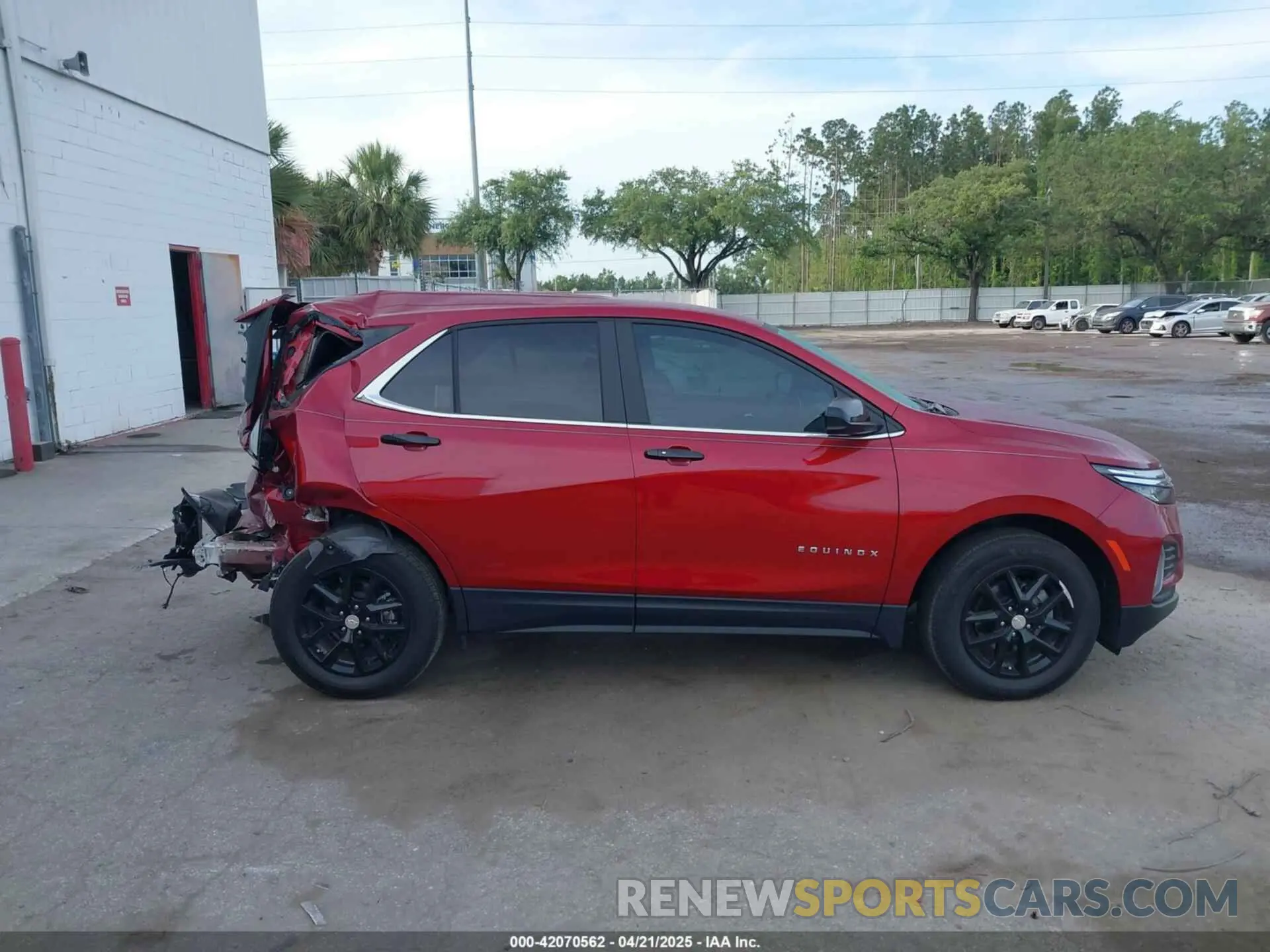 14 Photograph of a damaged car 3GNAXKEG4PS140354 CHEVROLET EQUINOX 2023