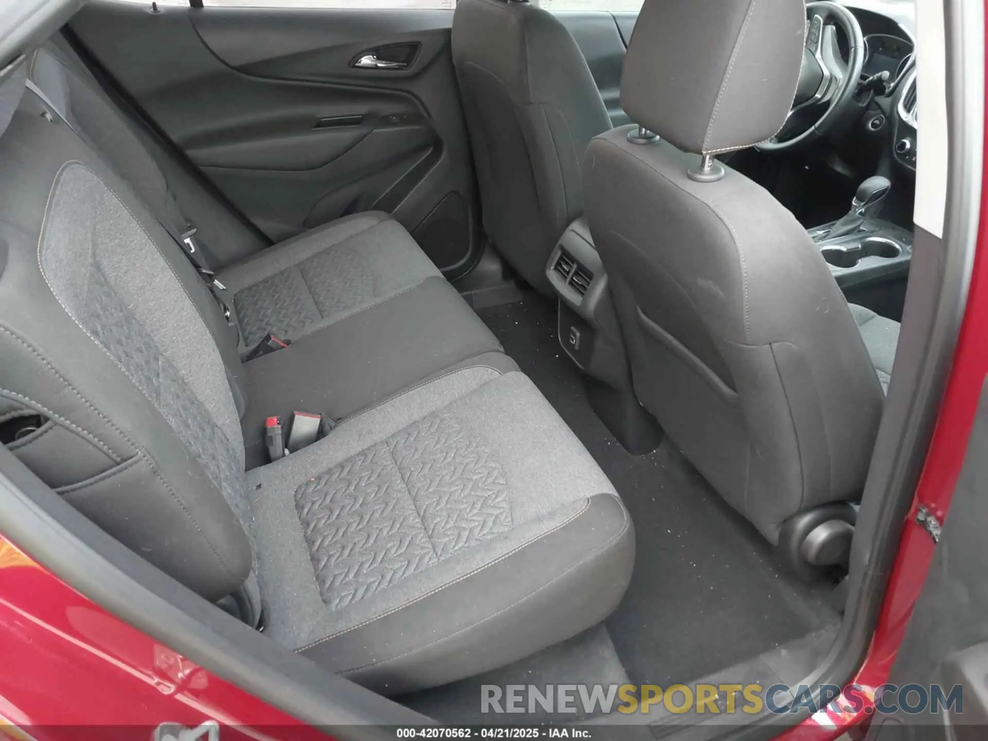 8 Photograph of a damaged car 3GNAXKEG4PS140354 CHEVROLET EQUINOX 2023