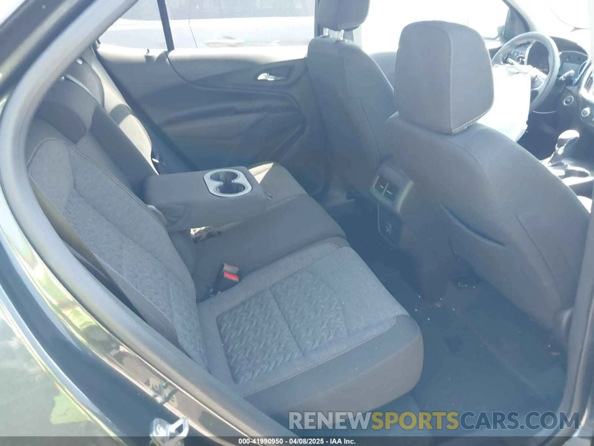8 Photograph of a damaged car 3GNAXKEG4PS167439 CHEVROLET EQUINOX 2023