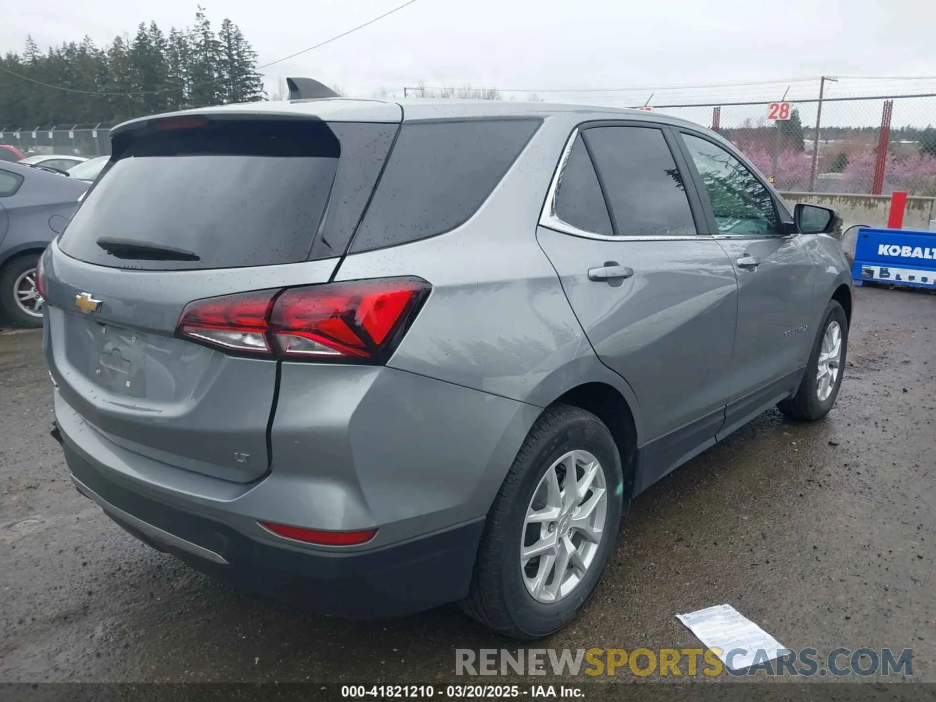 4 Photograph of a damaged car 3GNAXKEG4PS200407 CHEVROLET EQUINOX 2023