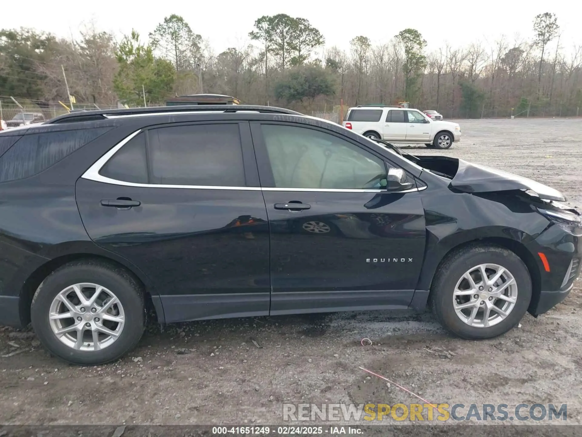 13 Photograph of a damaged car 3GNAXKEG5PL234222 CHEVROLET EQUINOX 2023