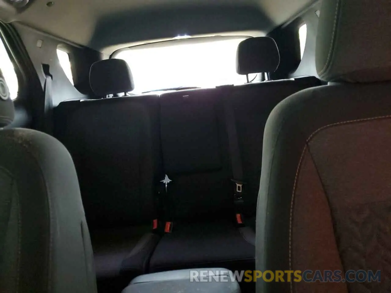 10 Photograph of a damaged car 3GNAXKEG5PS205356 CHEVROLET EQUINOX 2023