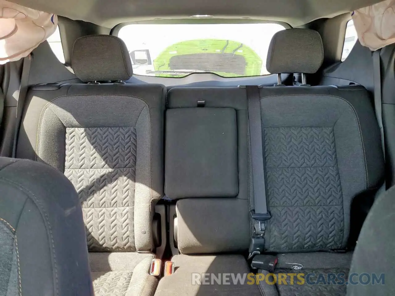 10 Photograph of a damaged car 3GNAXKEG6PL258805 CHEVROLET EQUINOX 2023