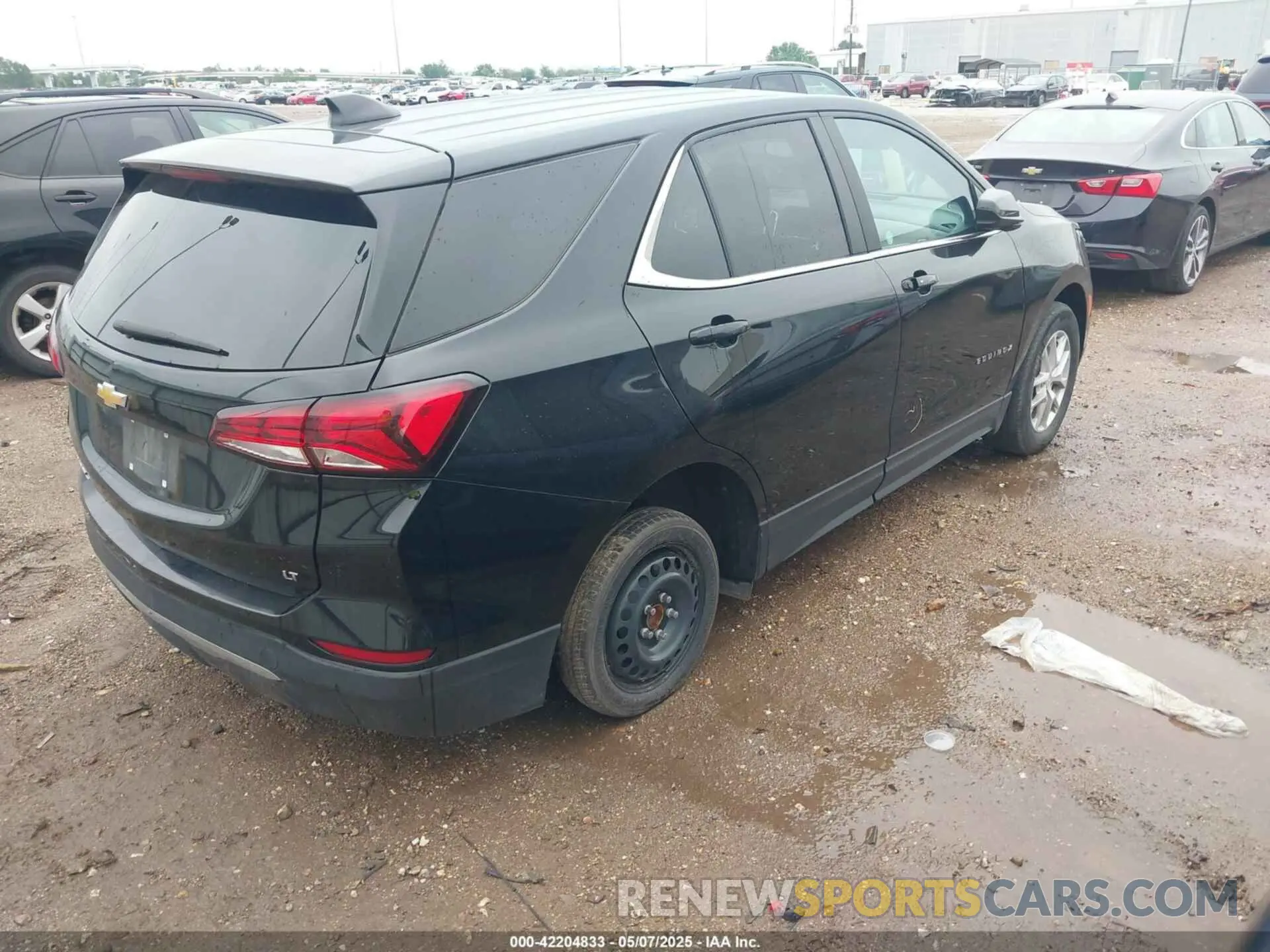 4 Photograph of a damaged car 3GNAXKEG6PL266354 CHEVROLET EQUINOX 2023
